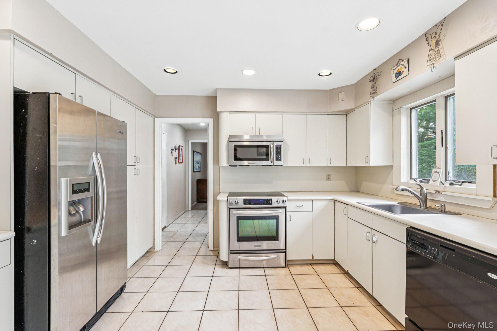 Single Family Princeton Nassau County, NY 11803, MLS-932730-6