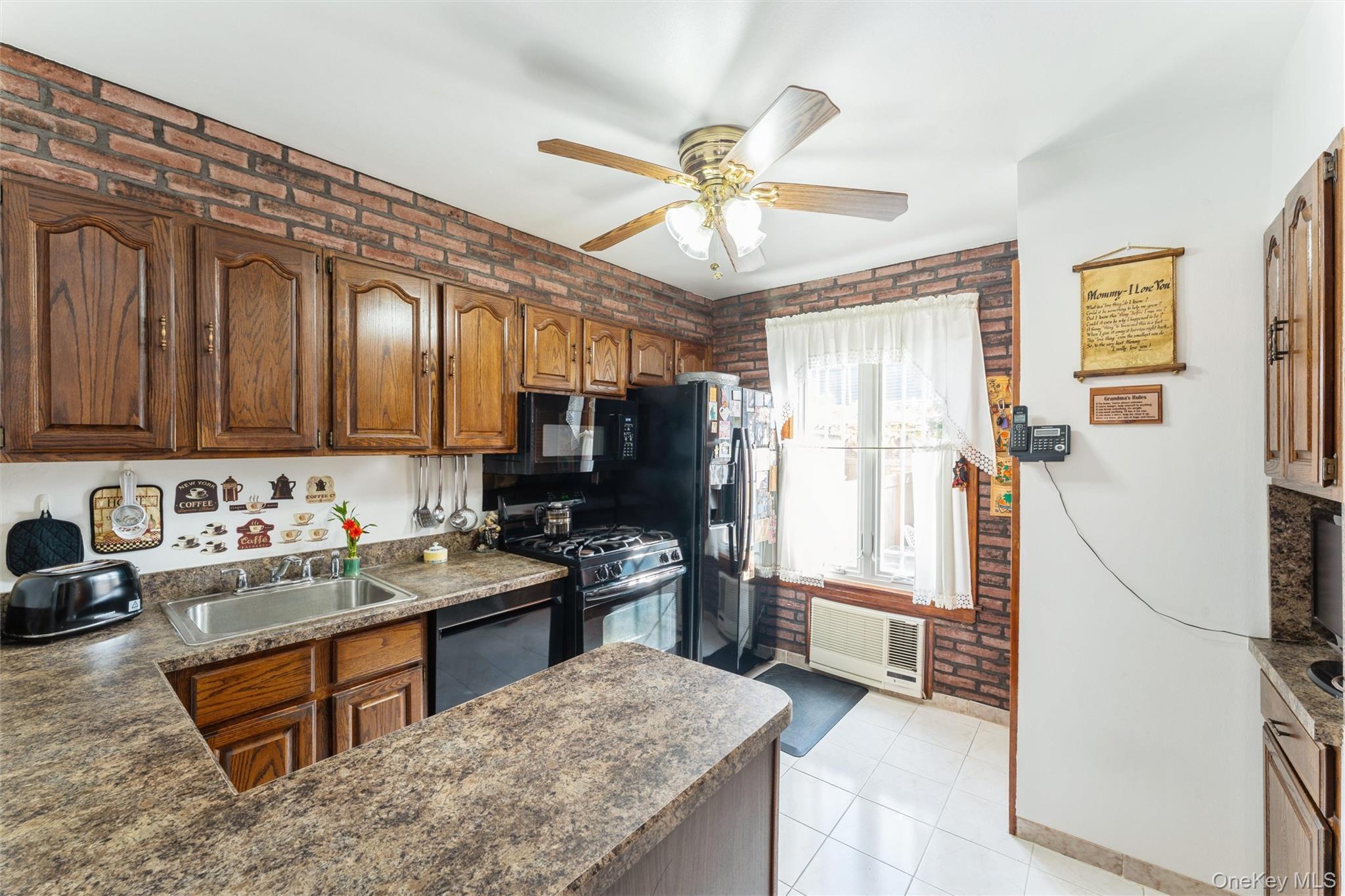 Single Family 34th  Queens, NY 11361, MLS-932759-8