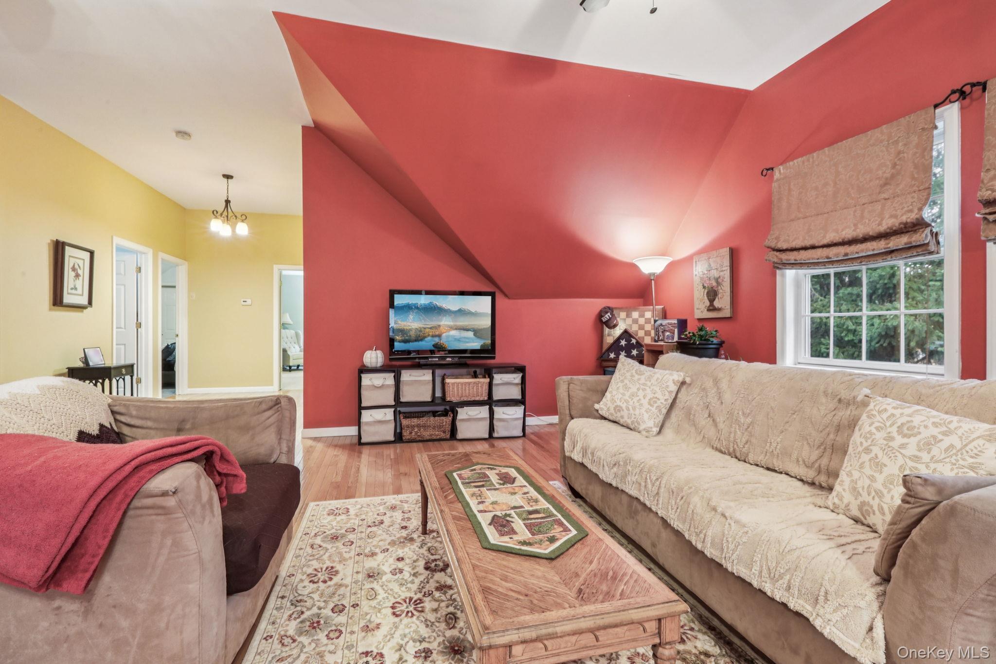 Single Family Maple Rockland County, NY 10994, MLS-932779-19