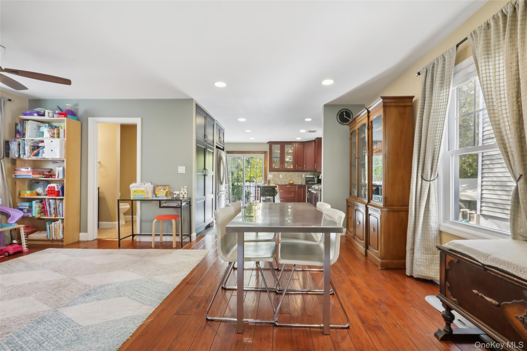 Single Family High  Rockland County, NY 10960, MLS-932786-10