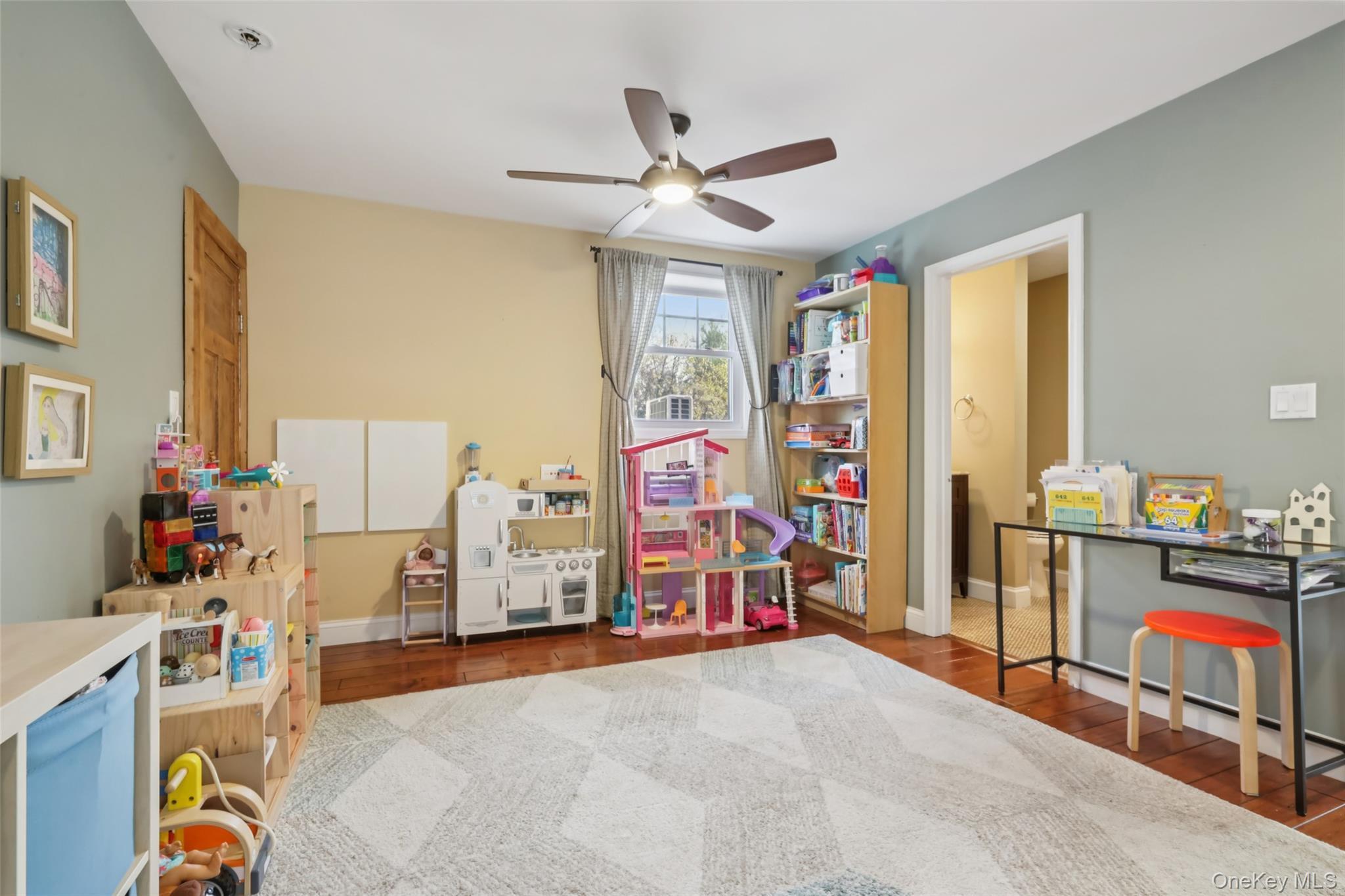 Single Family High  Rockland County, NY 10960, MLS-932786-14