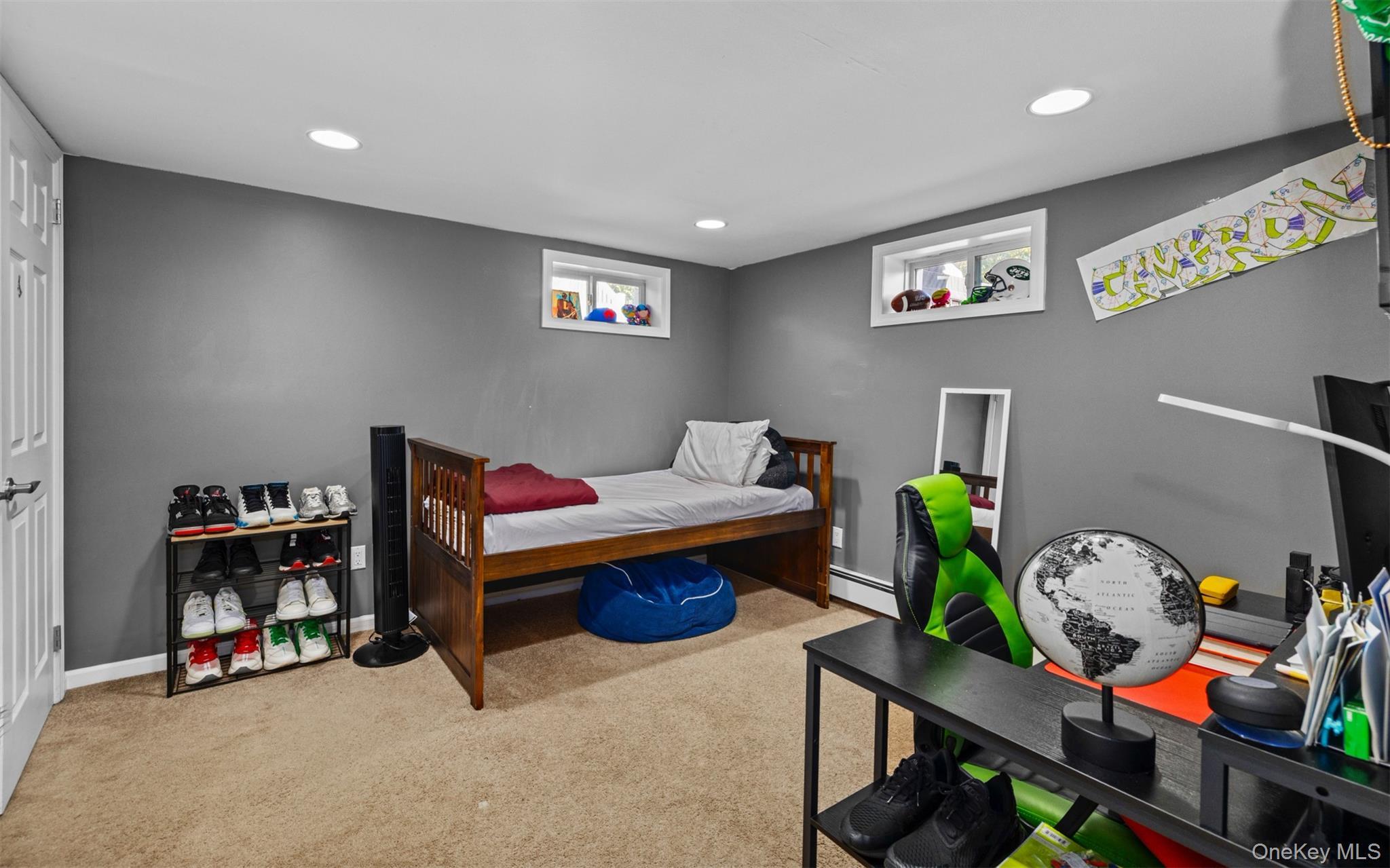 Single Family Linden  Nassau County, NY 11758, MLS-932788-11