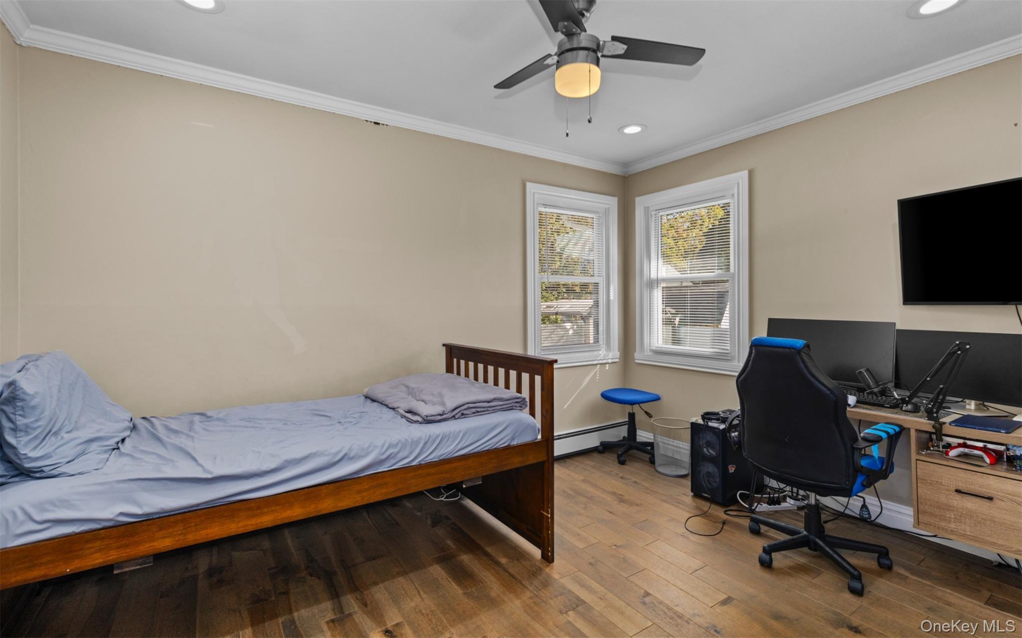 Single Family Linden  Nassau County, NY 11758, MLS-932788-13