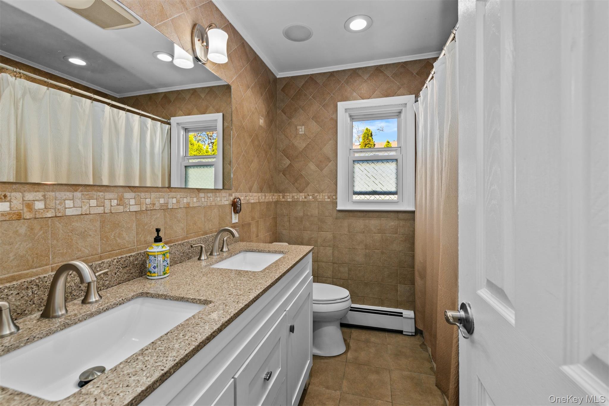 Single Family Linden  Nassau County, NY 11758, MLS-932788-7