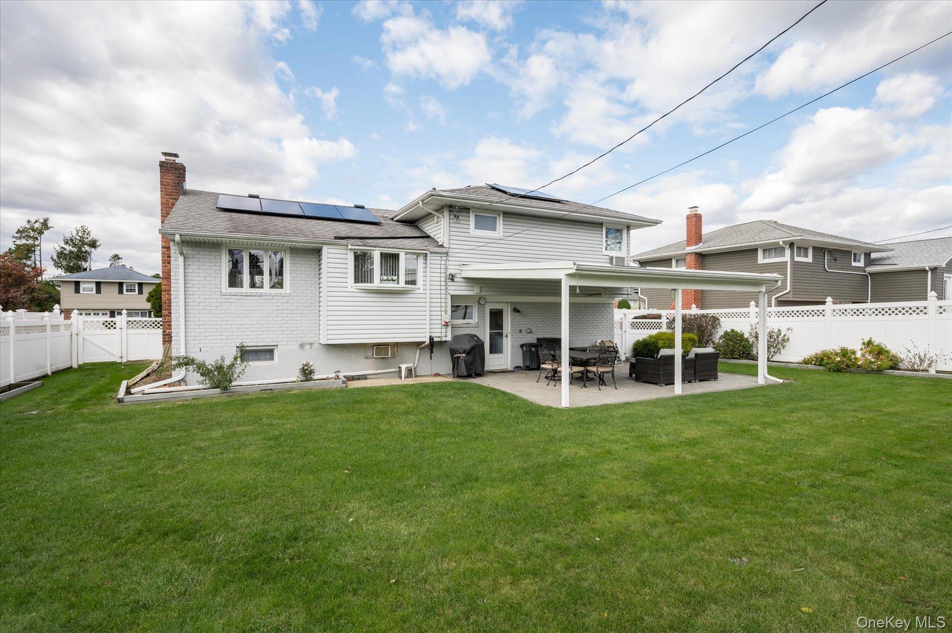 Single Family David  Nassau County, NY 11735, MLS-932793-23