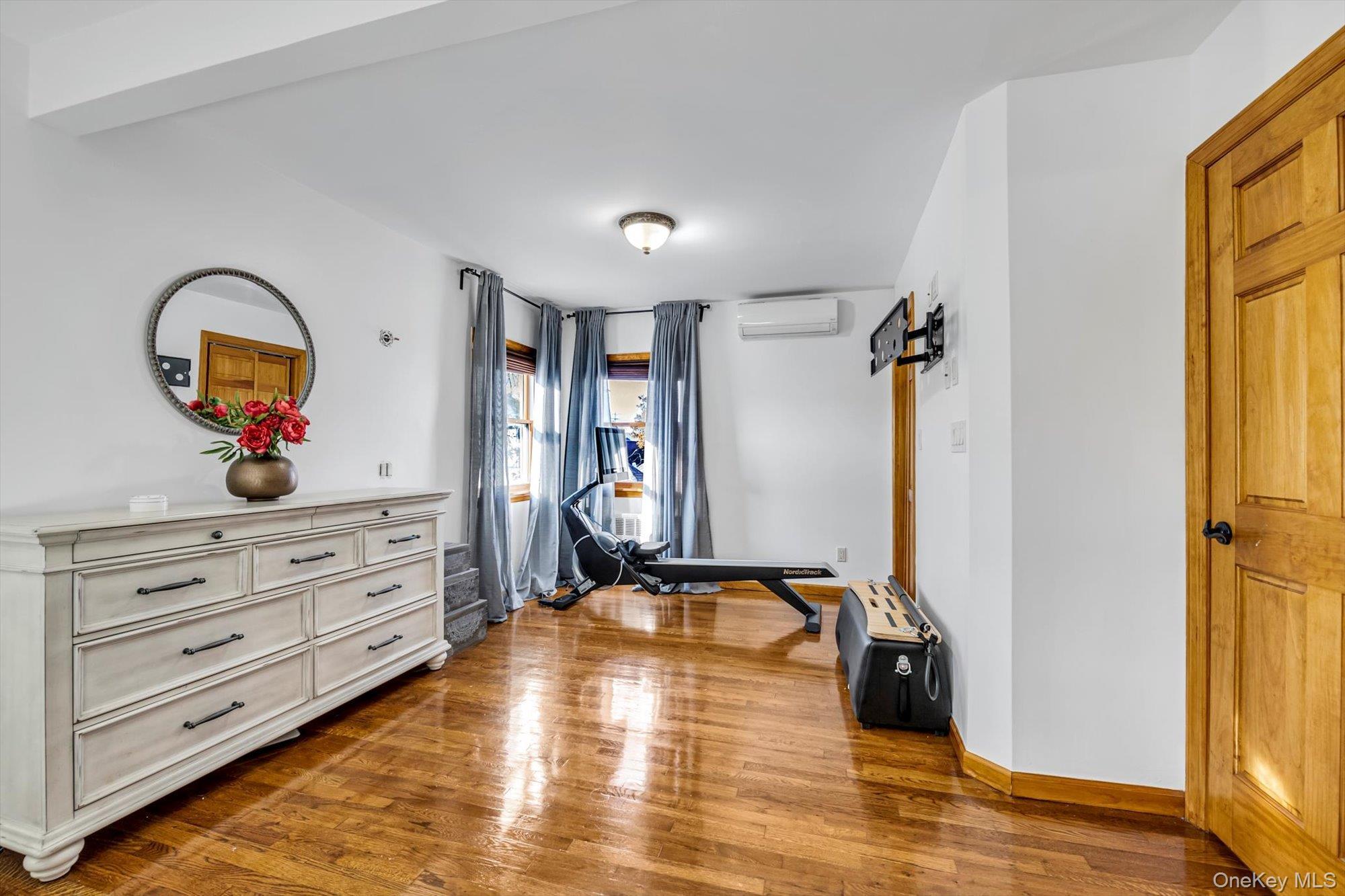 Single Family 96th  Queens, NY 11414, MLS-932796-14