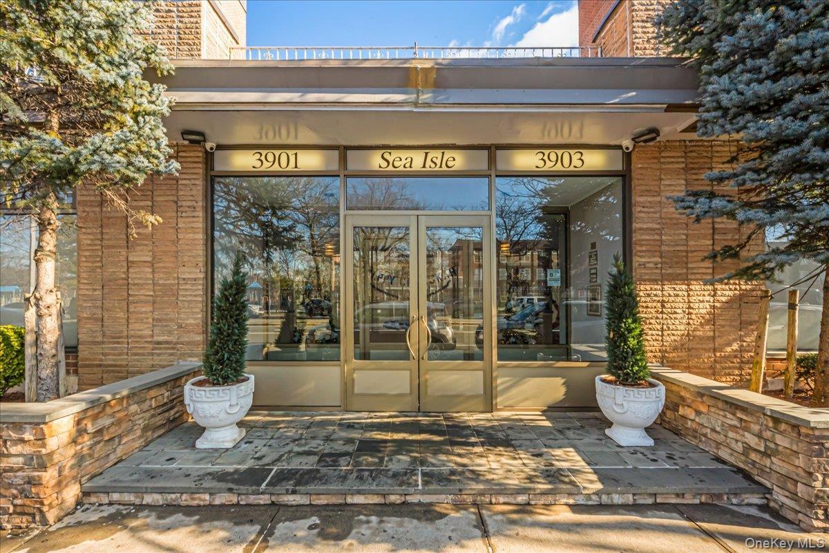 Coop Nostrand  Brooklyn, NY 11235, MLS-932808-17