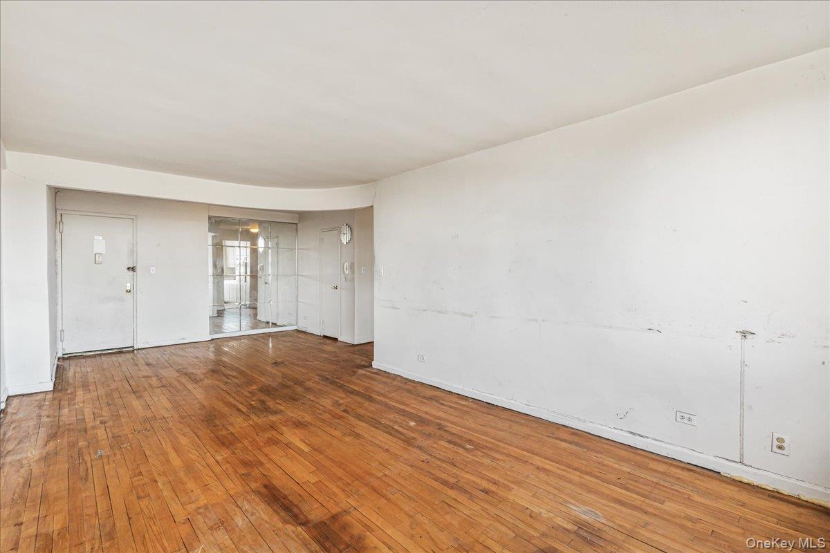 Coop Nostrand  Brooklyn, NY 11235, MLS-932808-5