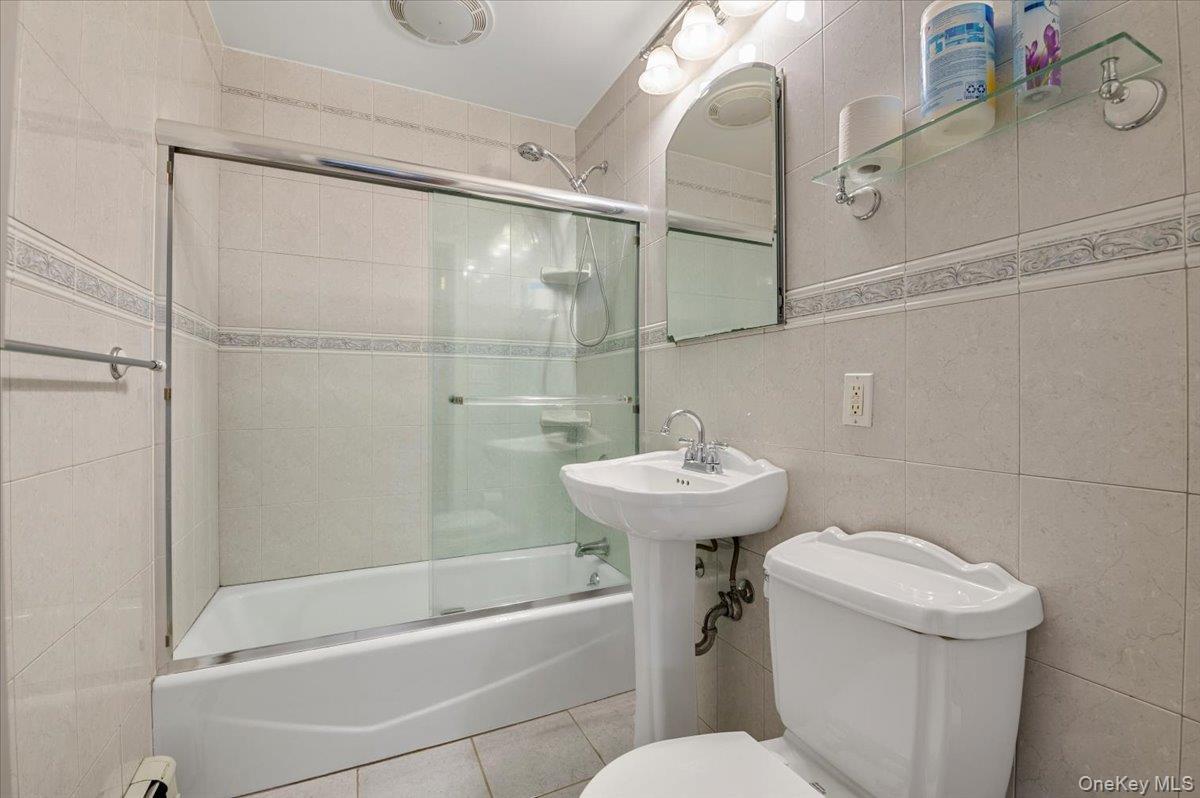 Single Family Swan  Nassau County, NY 11756, MLS-932819-5