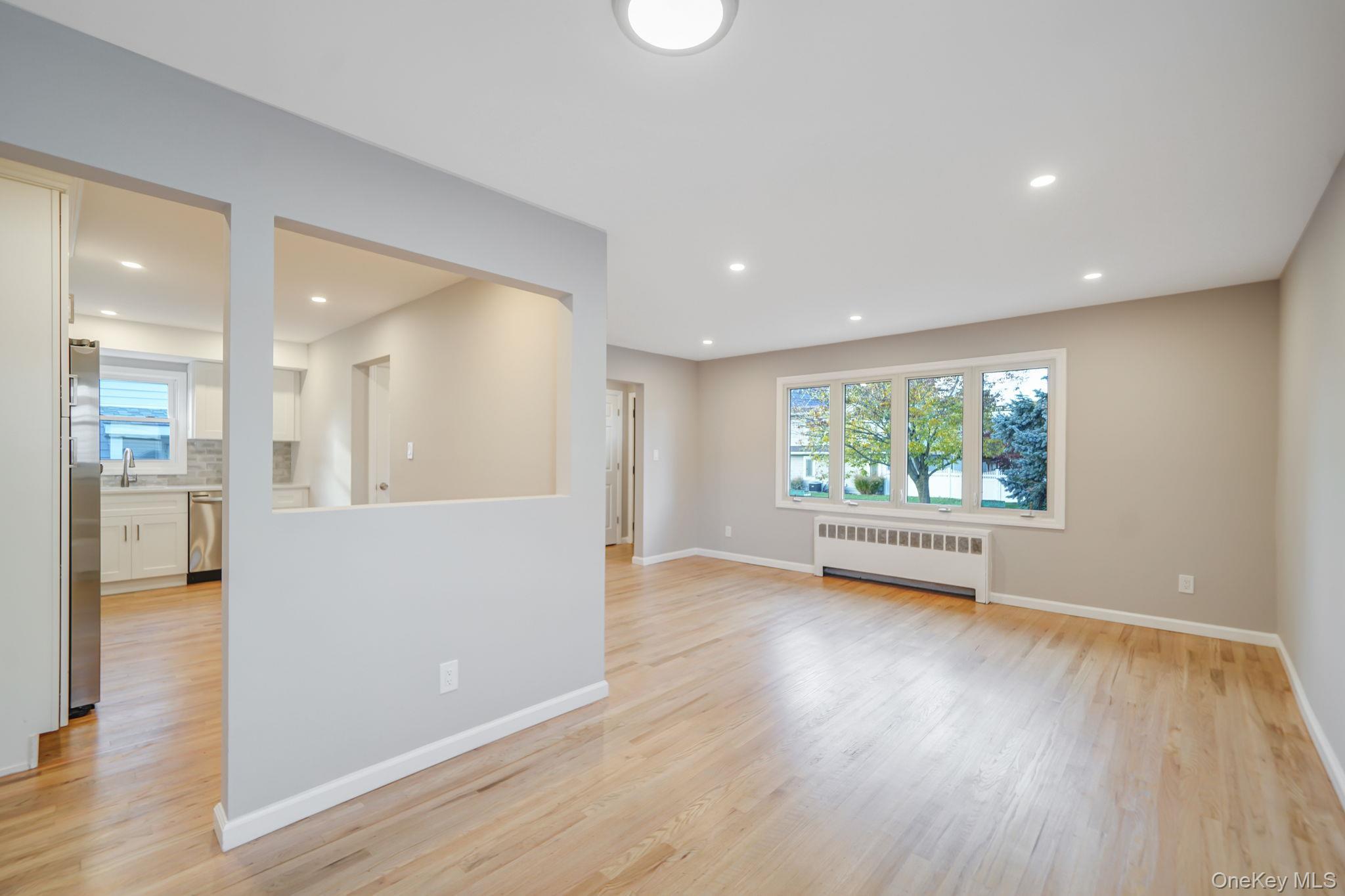 Single Family Parkhill  Nassau County, NY 11758, MLS-932823-16