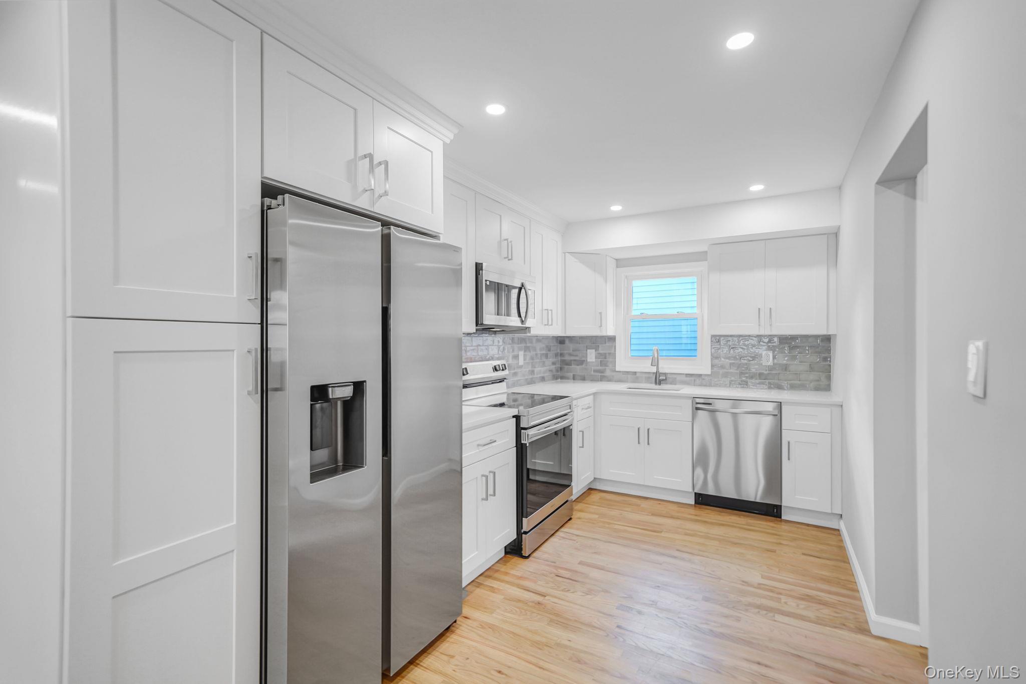 Single Family Parkhill  Nassau County, NY 11758, MLS-932823-17