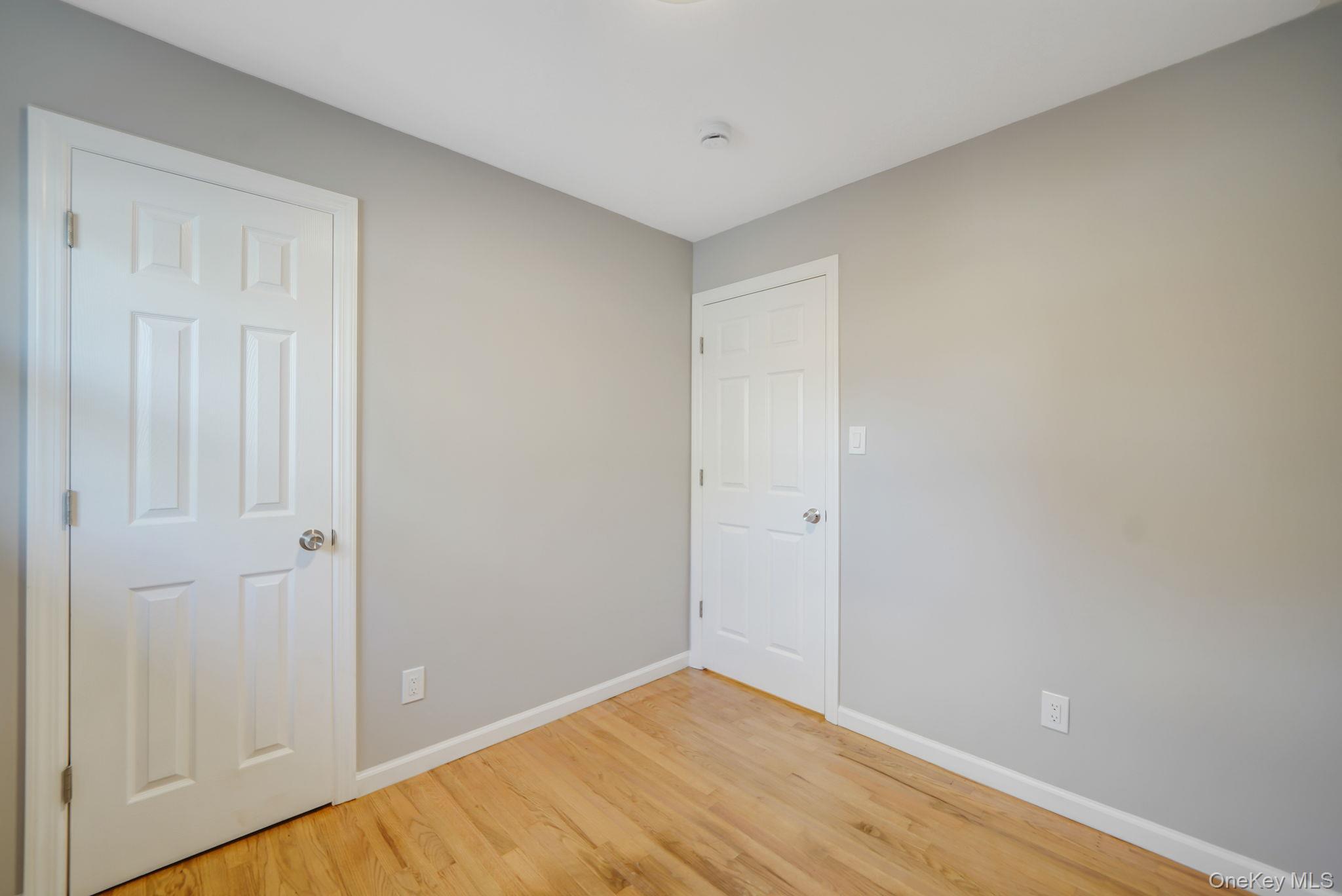 Single Family Parkhill  Nassau County, NY 11758, MLS-932823-26