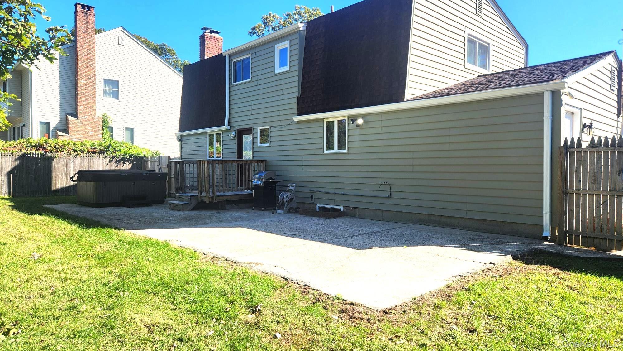 Single Family Southport  Suffolk County, NY 11779, MLS-932830-18