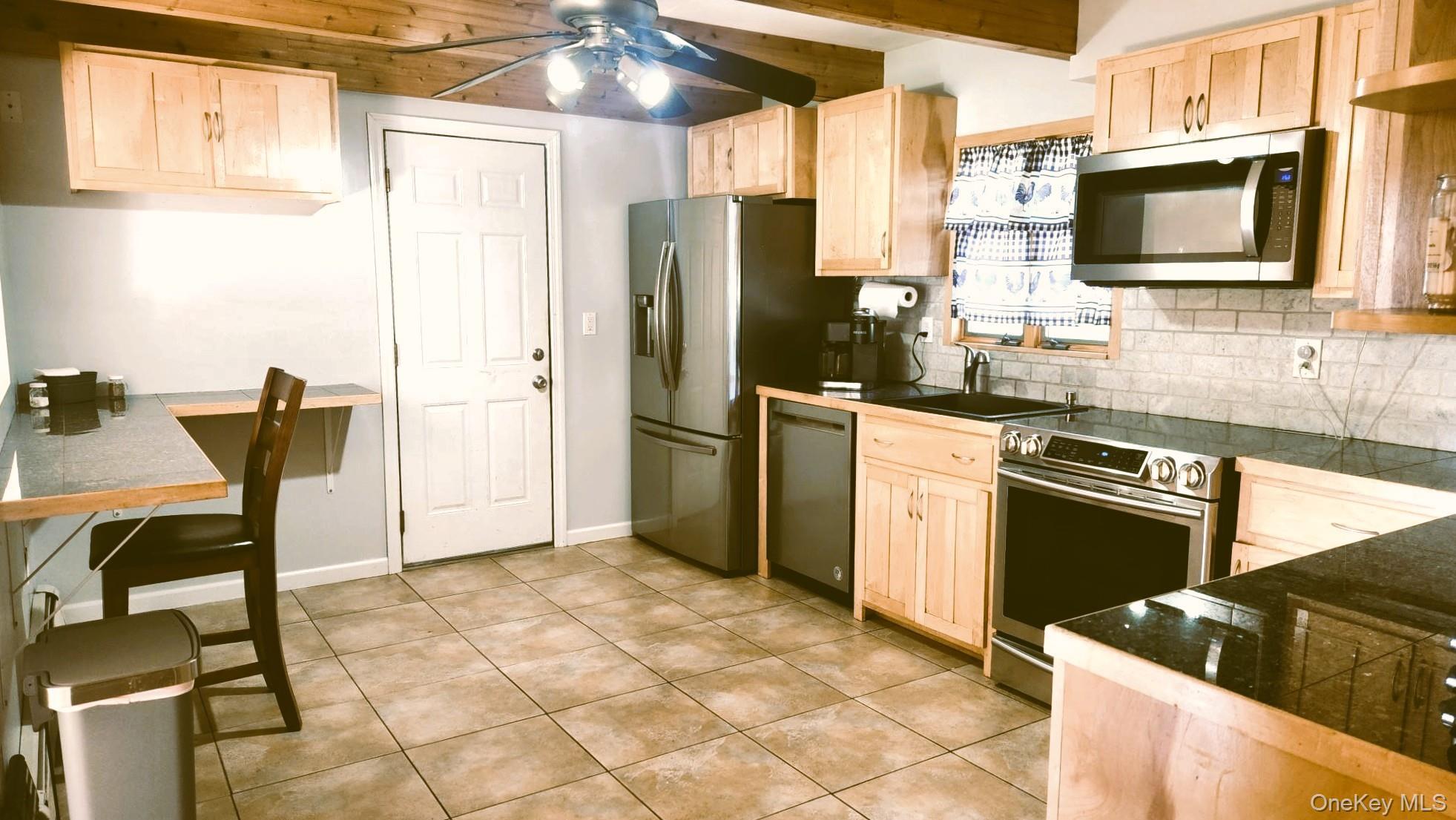 Single Family Southport  Suffolk County, NY 11779, MLS-932830-4