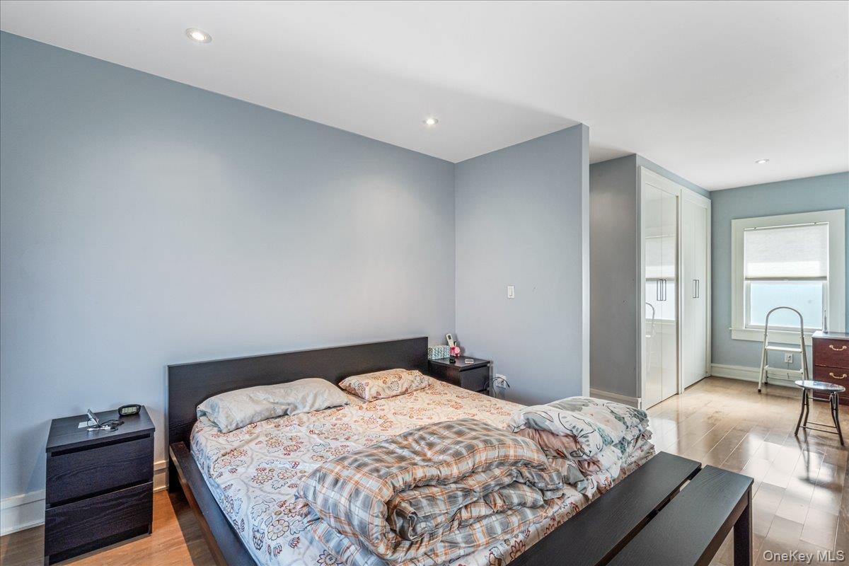 Single Family 208th Queens, NY 11361, MLS-932848-19