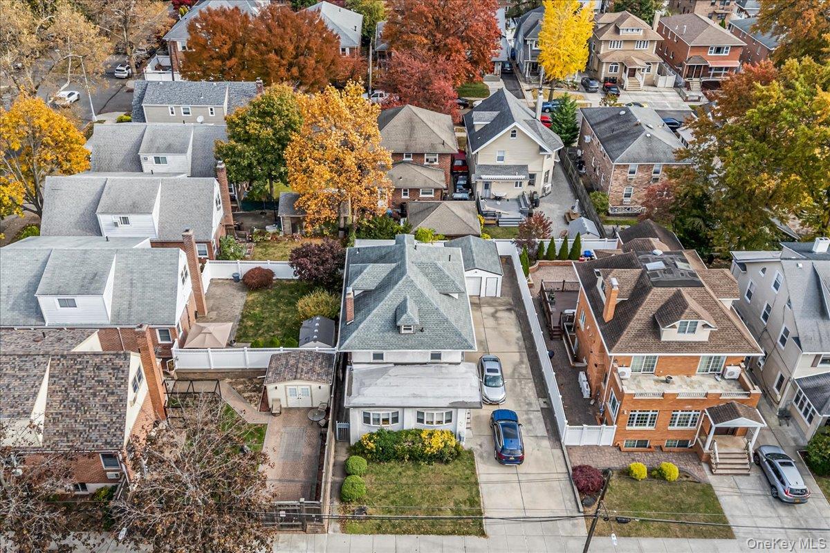 Single Family 208th  Queens, NY 11361, MLS-932848-33