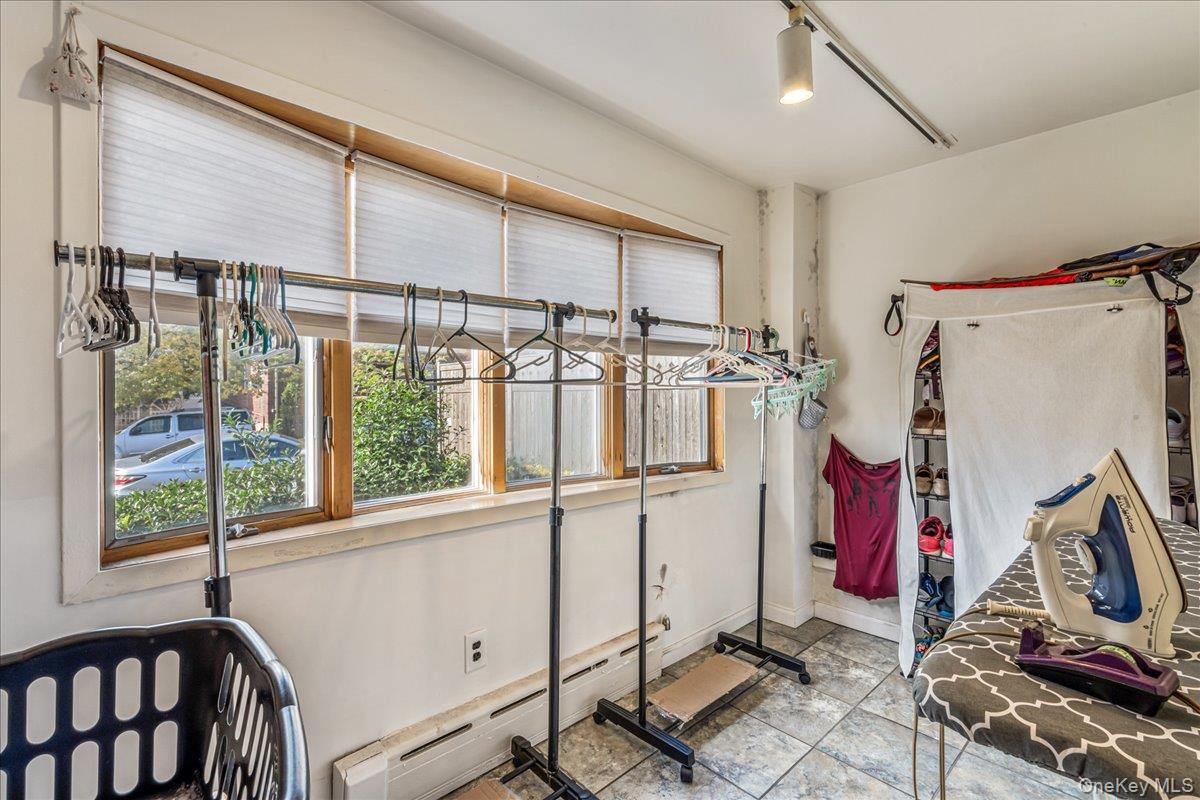 Single Family 208th Queens, NY 11361, MLS-932848-6