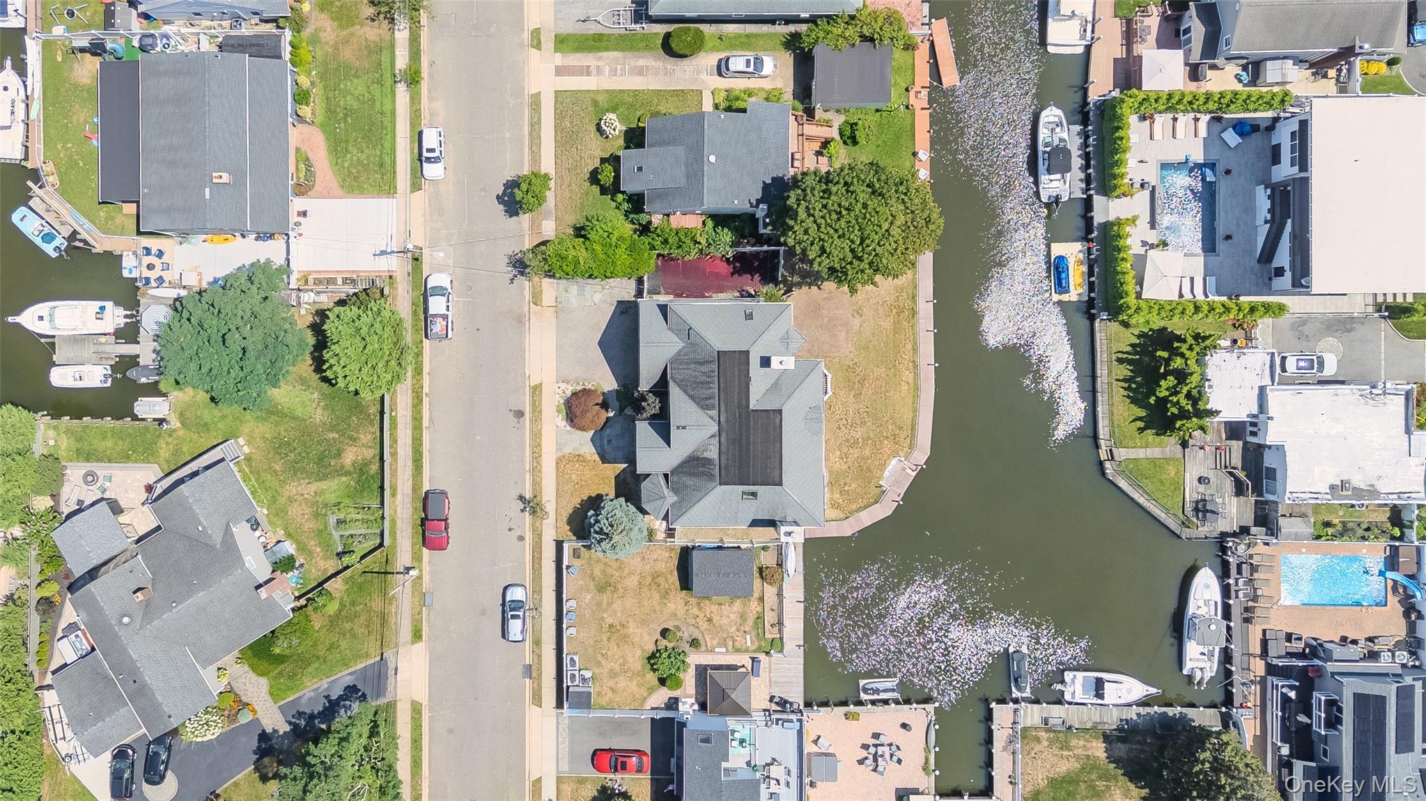 Single Family Sutton  Nassau County, NY 11758, MLS-932850-17