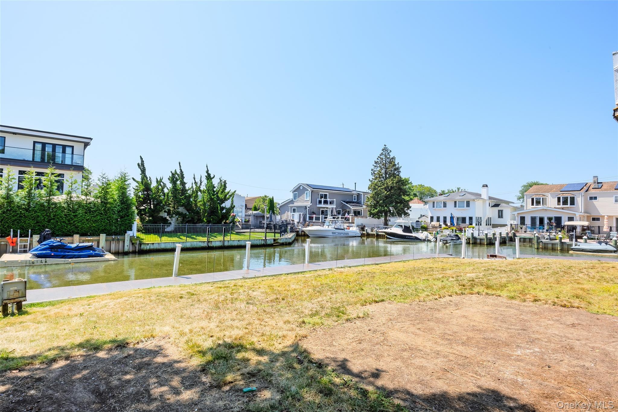 Single Family Sutton  Nassau County, NY 11758, MLS-932850-3