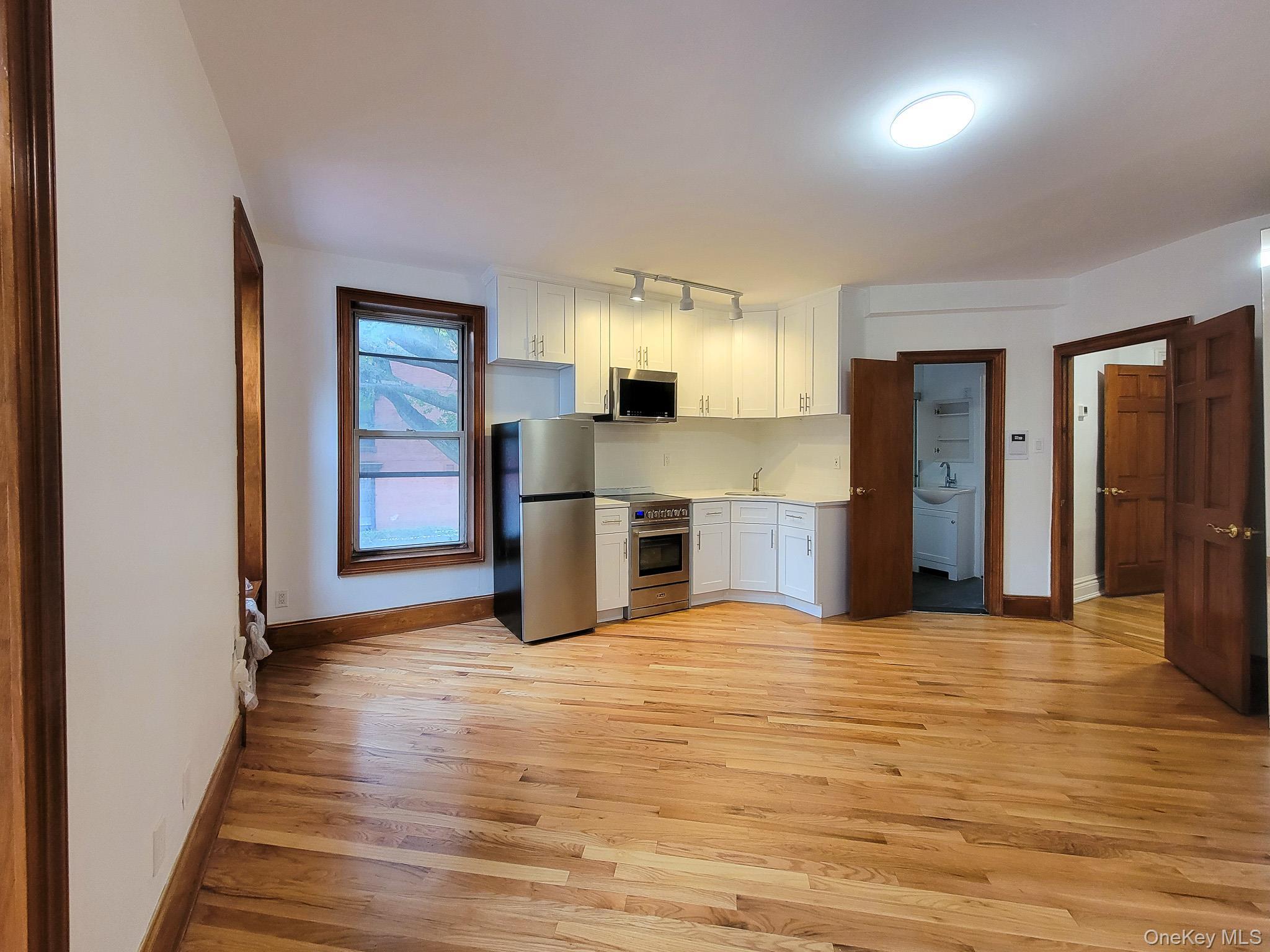 Single Family 6th  Brooklyn, NY 11215, MLS-932867-11