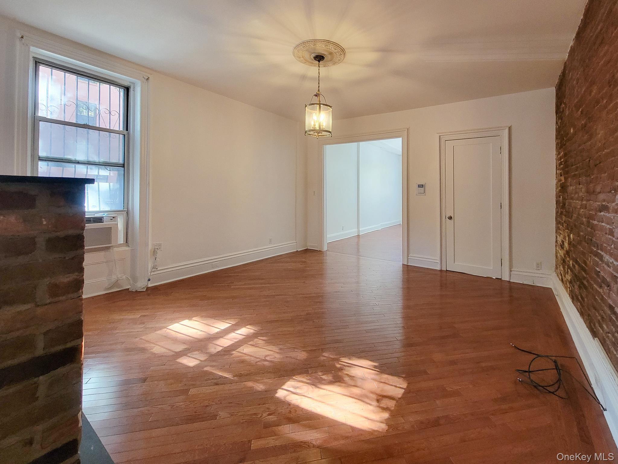 Single Family 6th  Brooklyn, NY 11215, MLS-932867-7