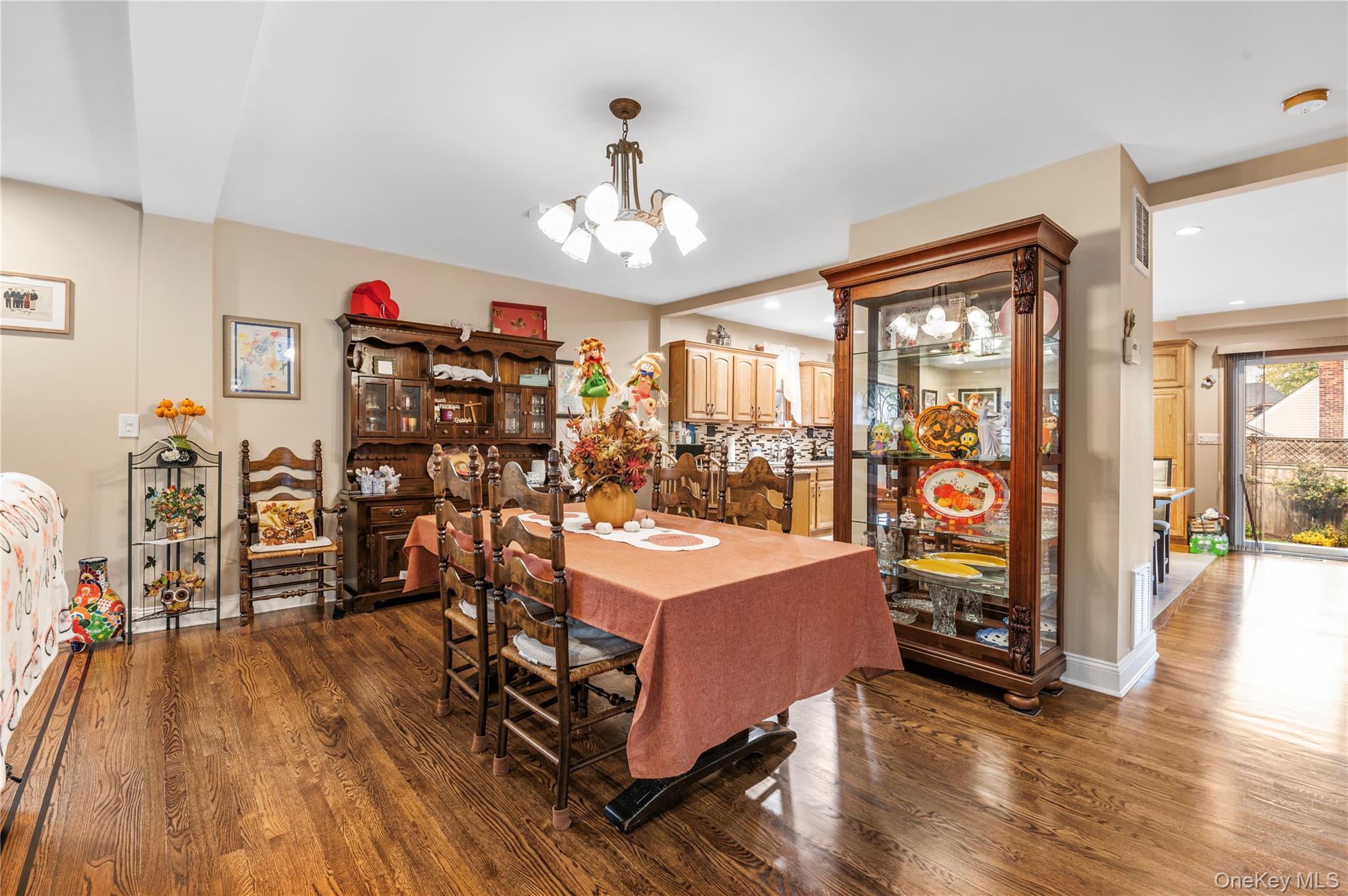 Single Family 4th Nassau County, NY 11040, MLS-932868-14