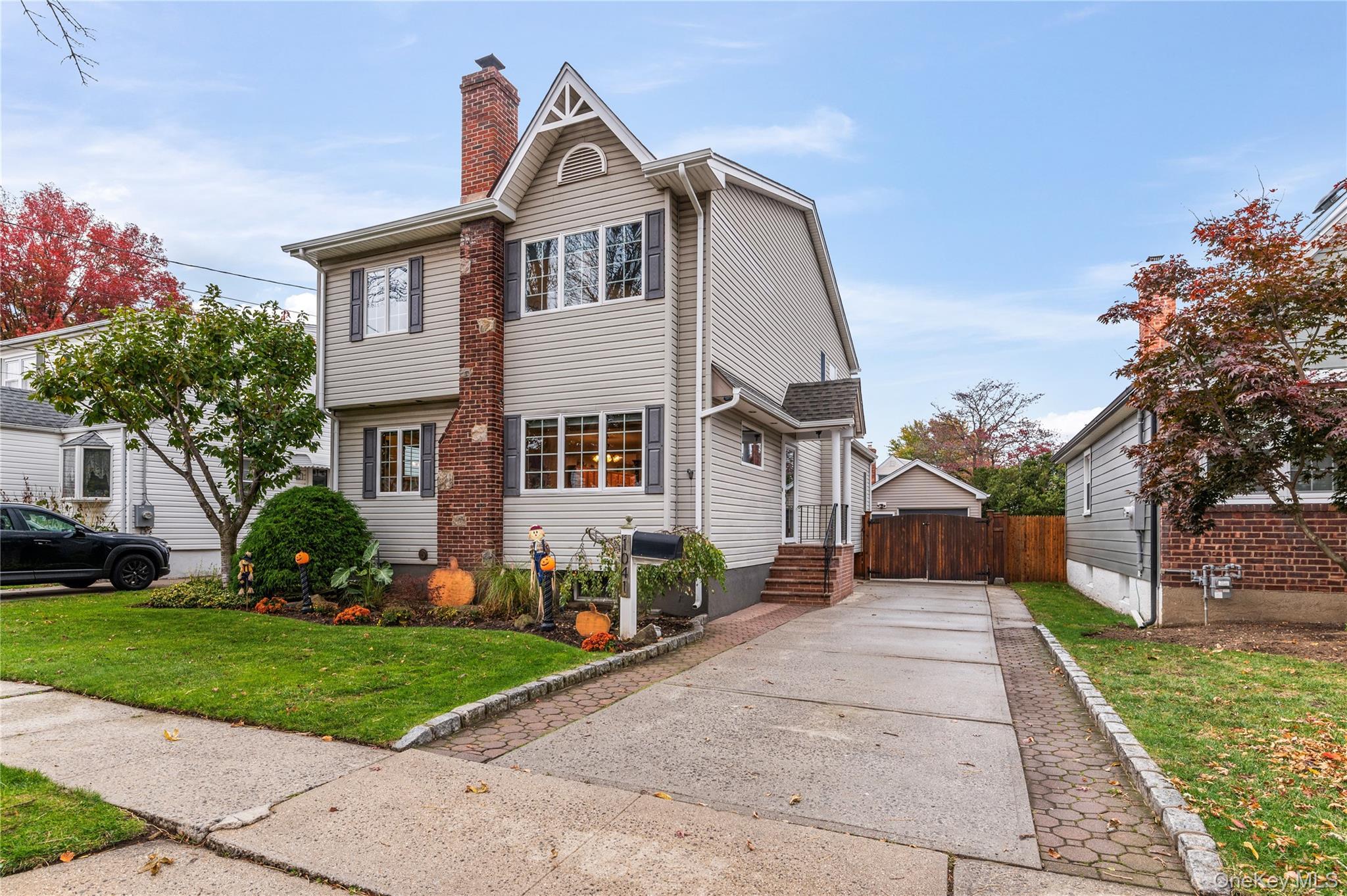 Single Family 4th Nassau County, NY 11040, MLS-932868-2