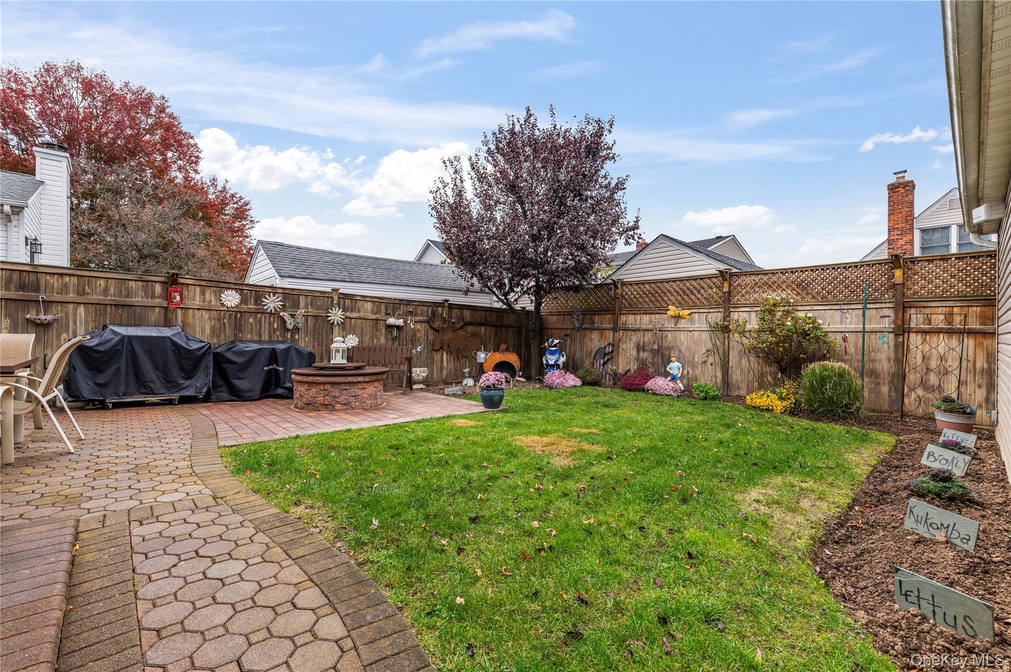 Single Family 4th Nassau County, NY 11040, MLS-932868-4