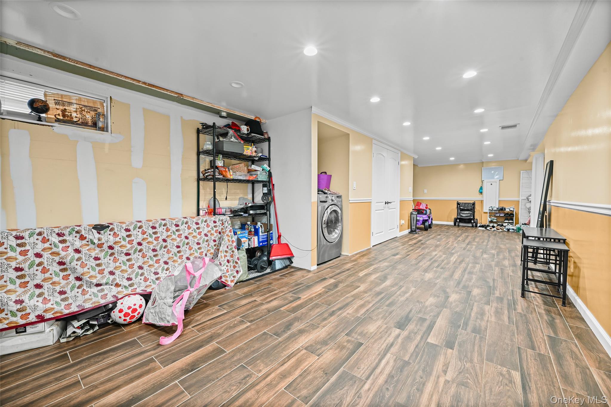 Single Family Sheridan Nassau County, NY 11590, MLS-932884-11