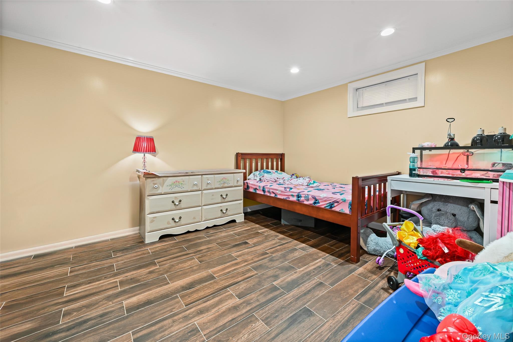 Single Family Sheridan Nassau County, NY 11590, MLS-932884-12