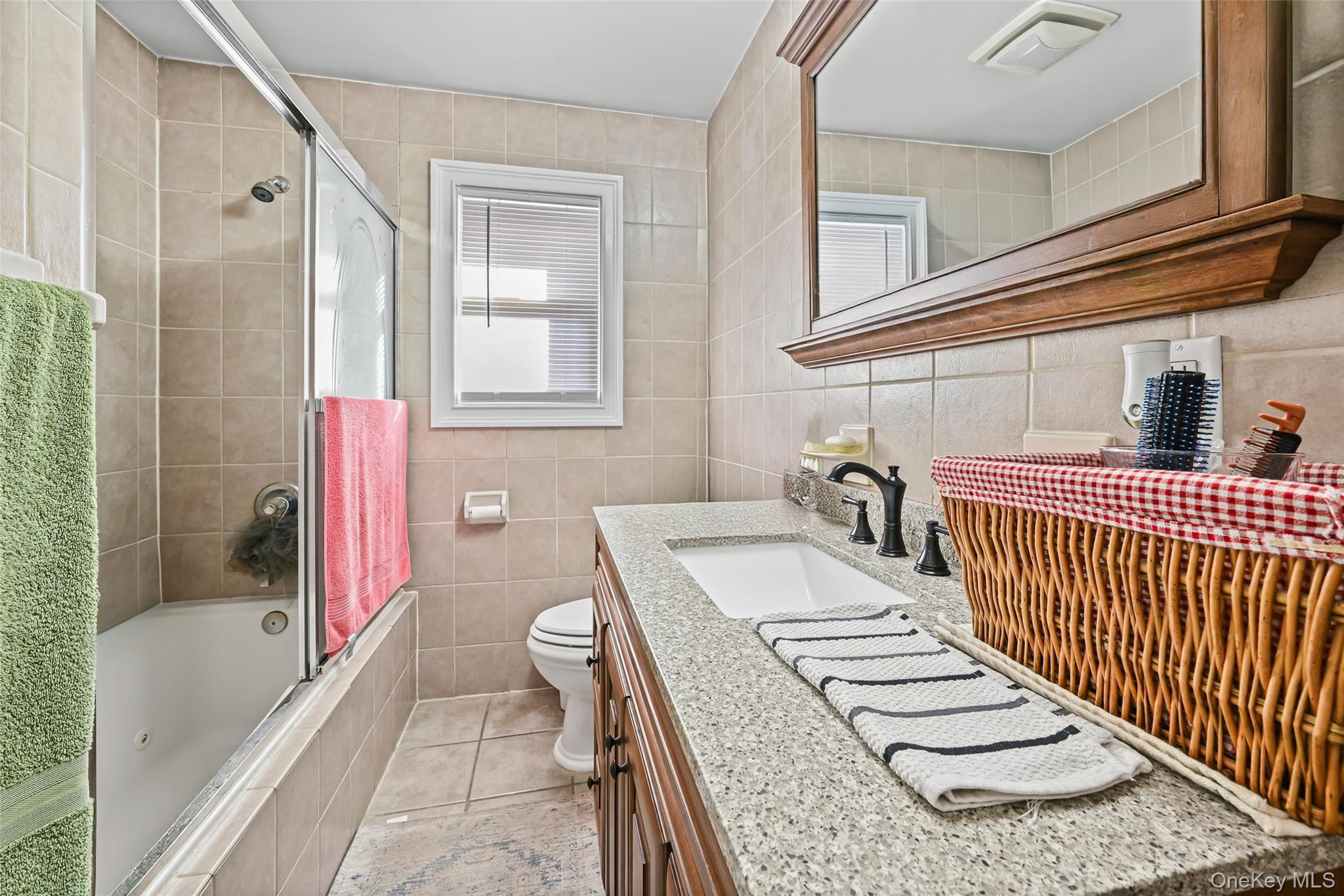 Single Family Sheridan Nassau County, NY 11590, MLS-932884-7