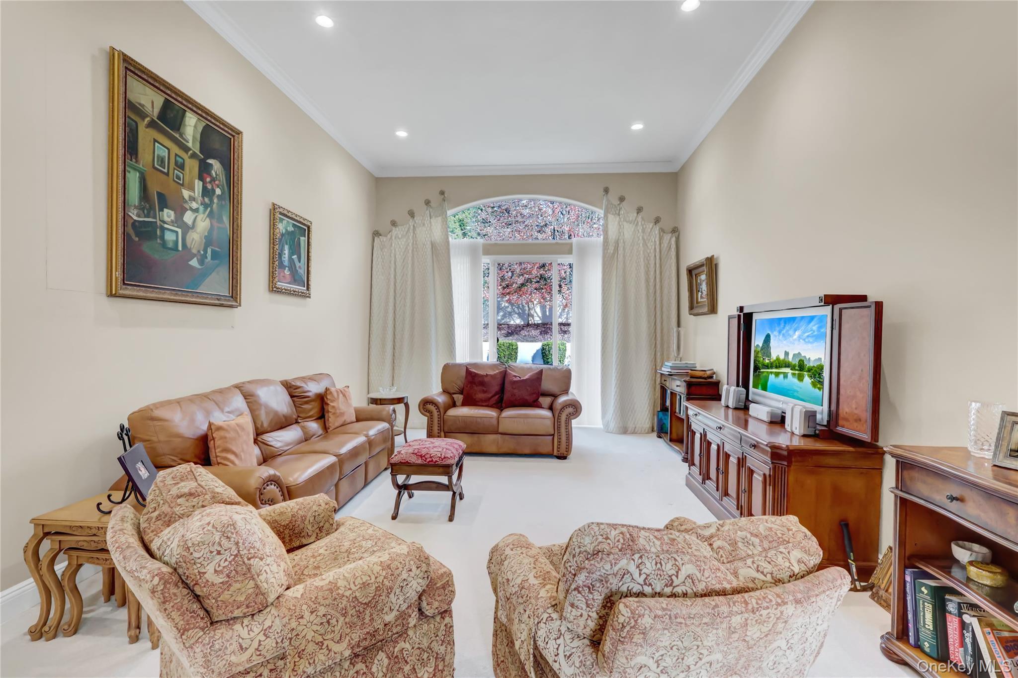 Single Family Hamlet Woods  Suffolk County, NY 11780, MLS-932905-8