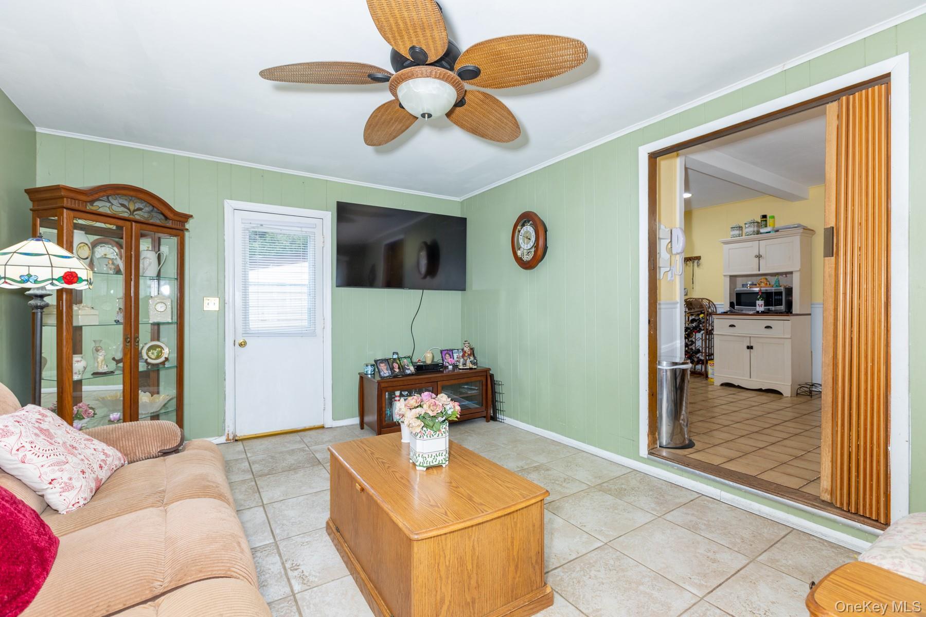 Single Family Duffin  Suffolk County, NY 11795, MLS-932931-9