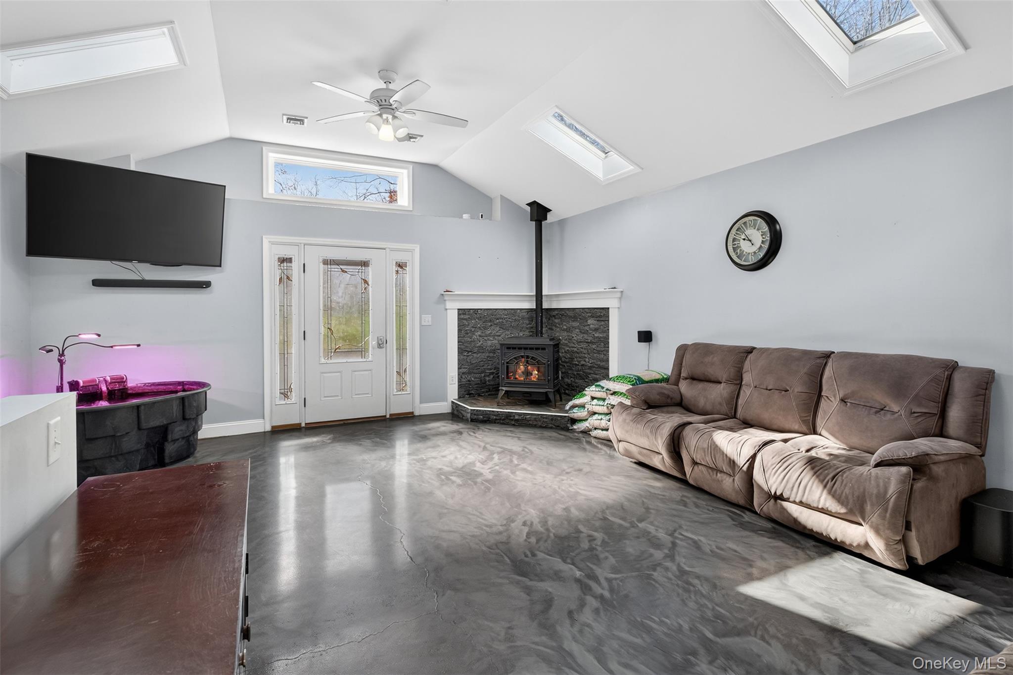 Single Family Jersey Orange County, NY 10988, MLS-932940-5