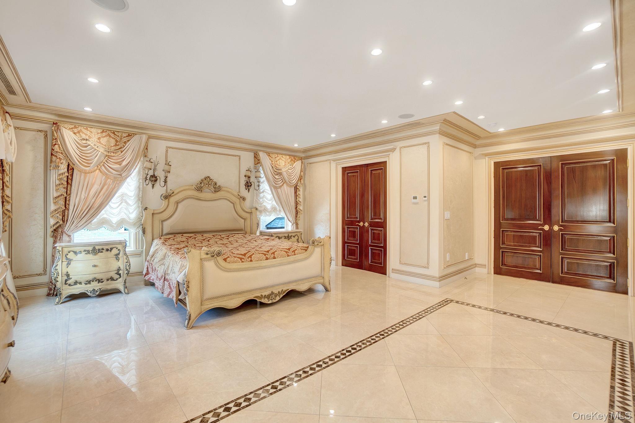 Single Family Tudor Queens, NY 11432, MLS-932946-22