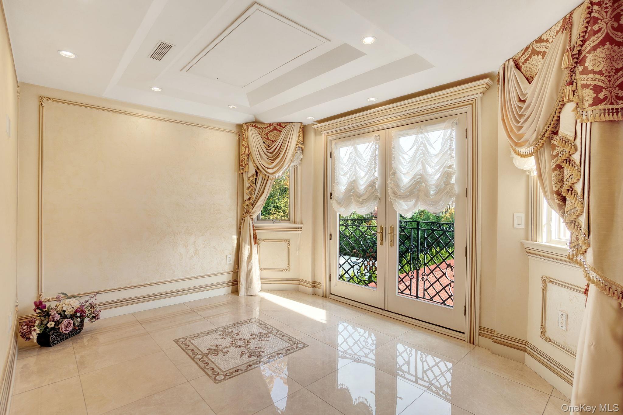 Single Family Tudor Queens, NY 11432, MLS-932946-25