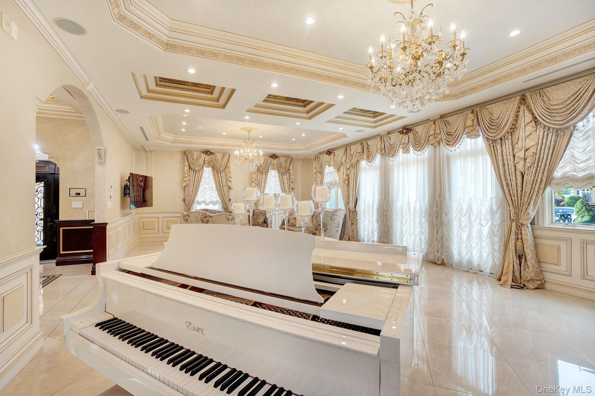 Single Family Tudor Queens, NY 11432, MLS-932946-7