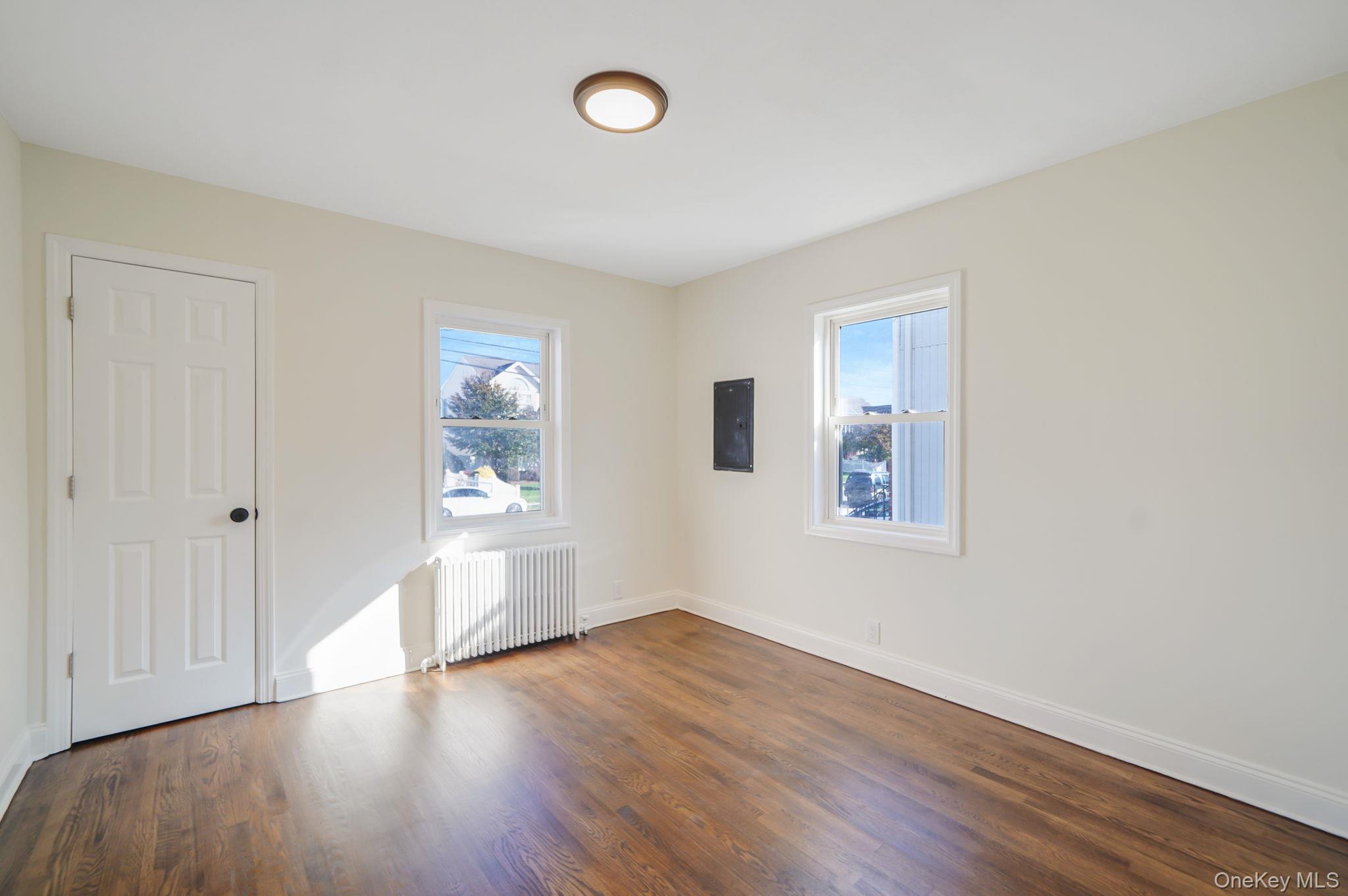 Single Family Miller  Nassau County, NY 11520, MLS-932950-6