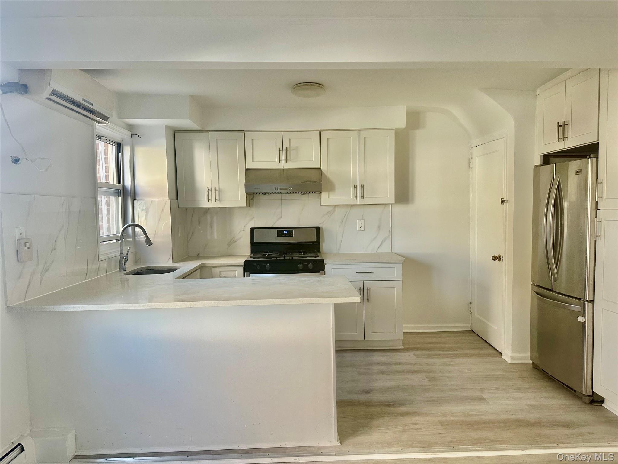 Single Family 206th Queens, NY 11364, MLS-932974-3