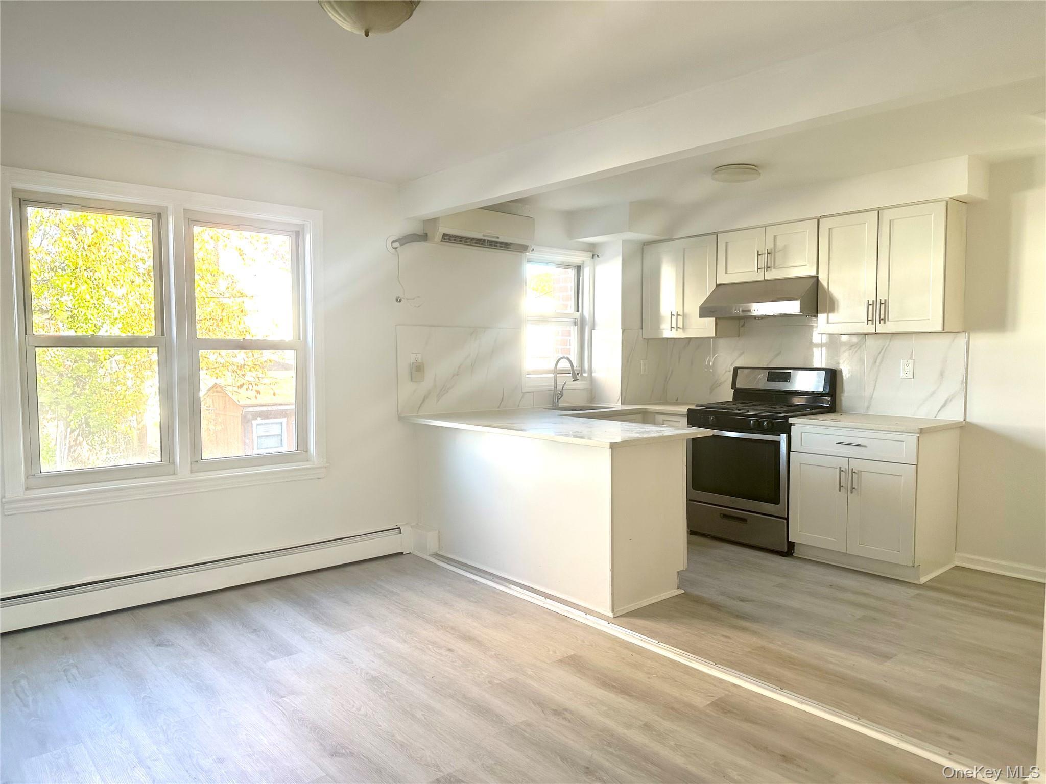 Single Family 206th Queens, NY 11364, MLS-932974-4