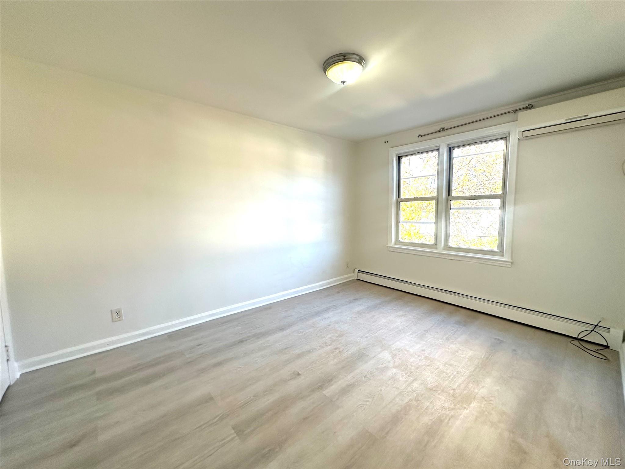 Single Family 206th Queens, NY 11364, MLS-932974-9