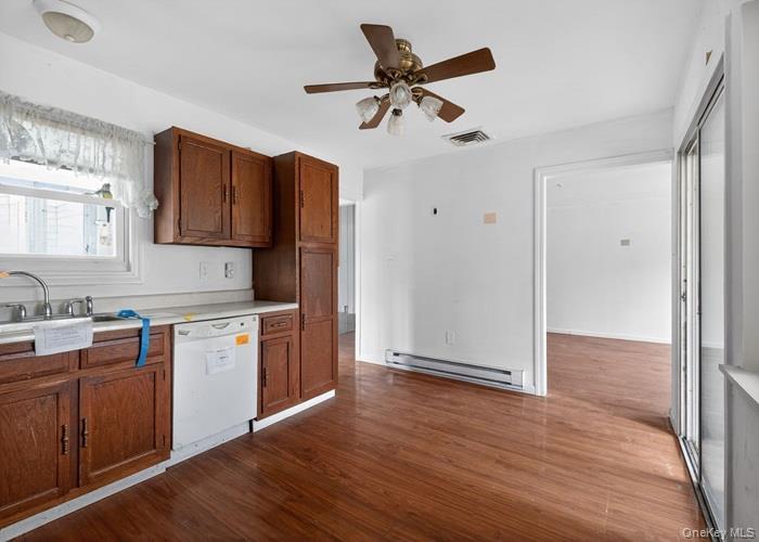 Single Family Hearthside  Suffolk County, NY 11766, MLS-932986-16