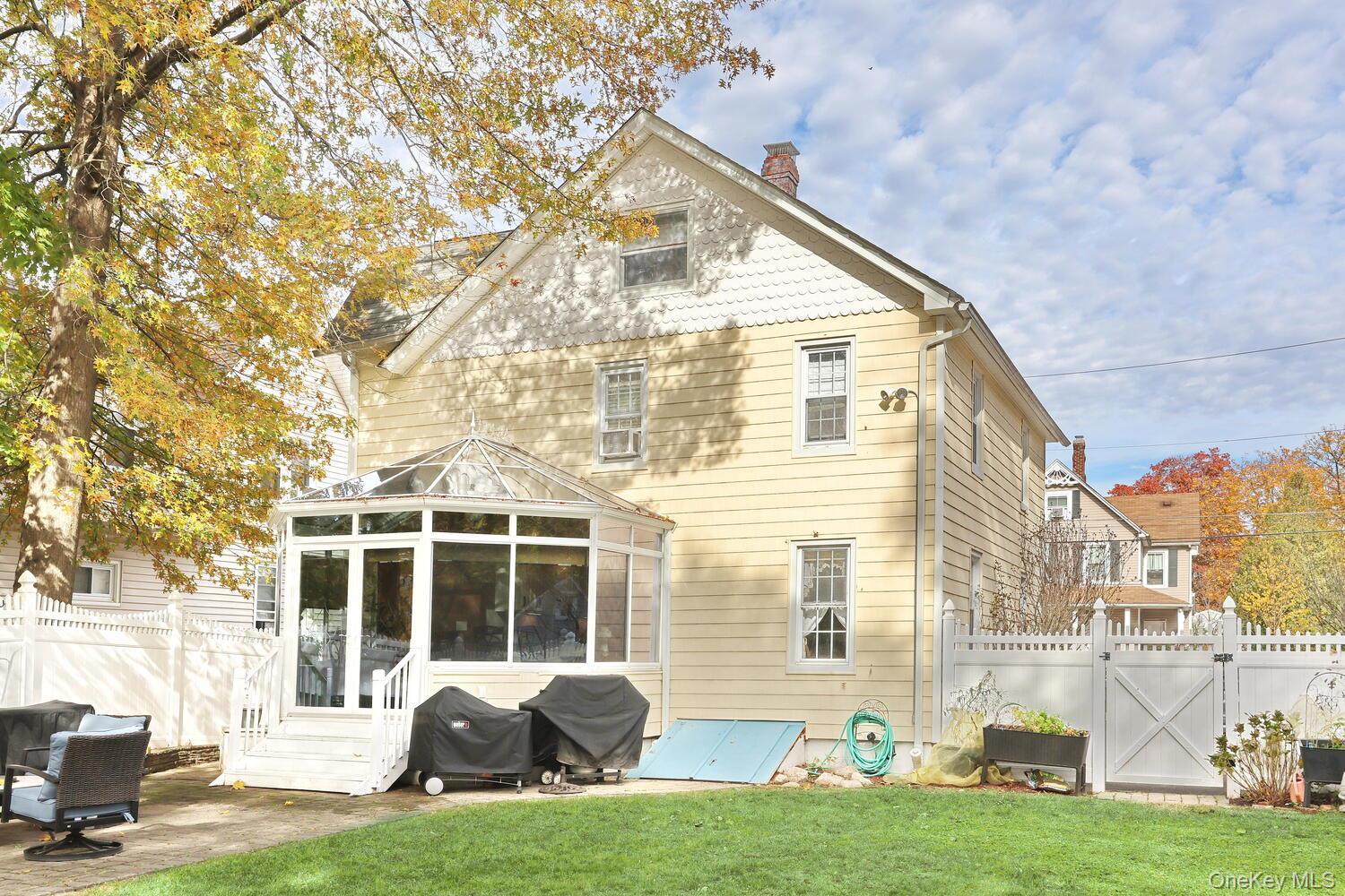 Single Family Maple  Rockland County, NY 10901, MLS-932994-31