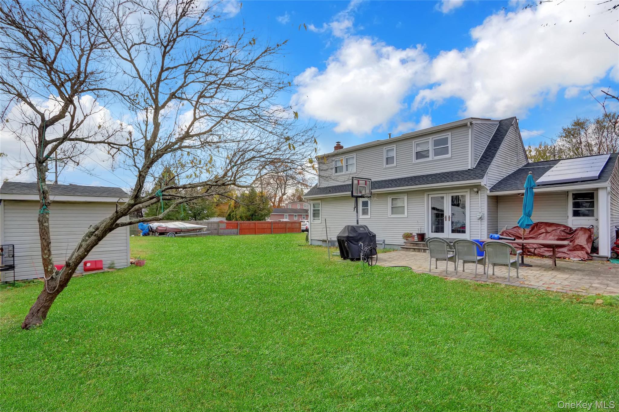 Single Family Deer Park  Suffolk County, NY 11703, MLS-932999-10