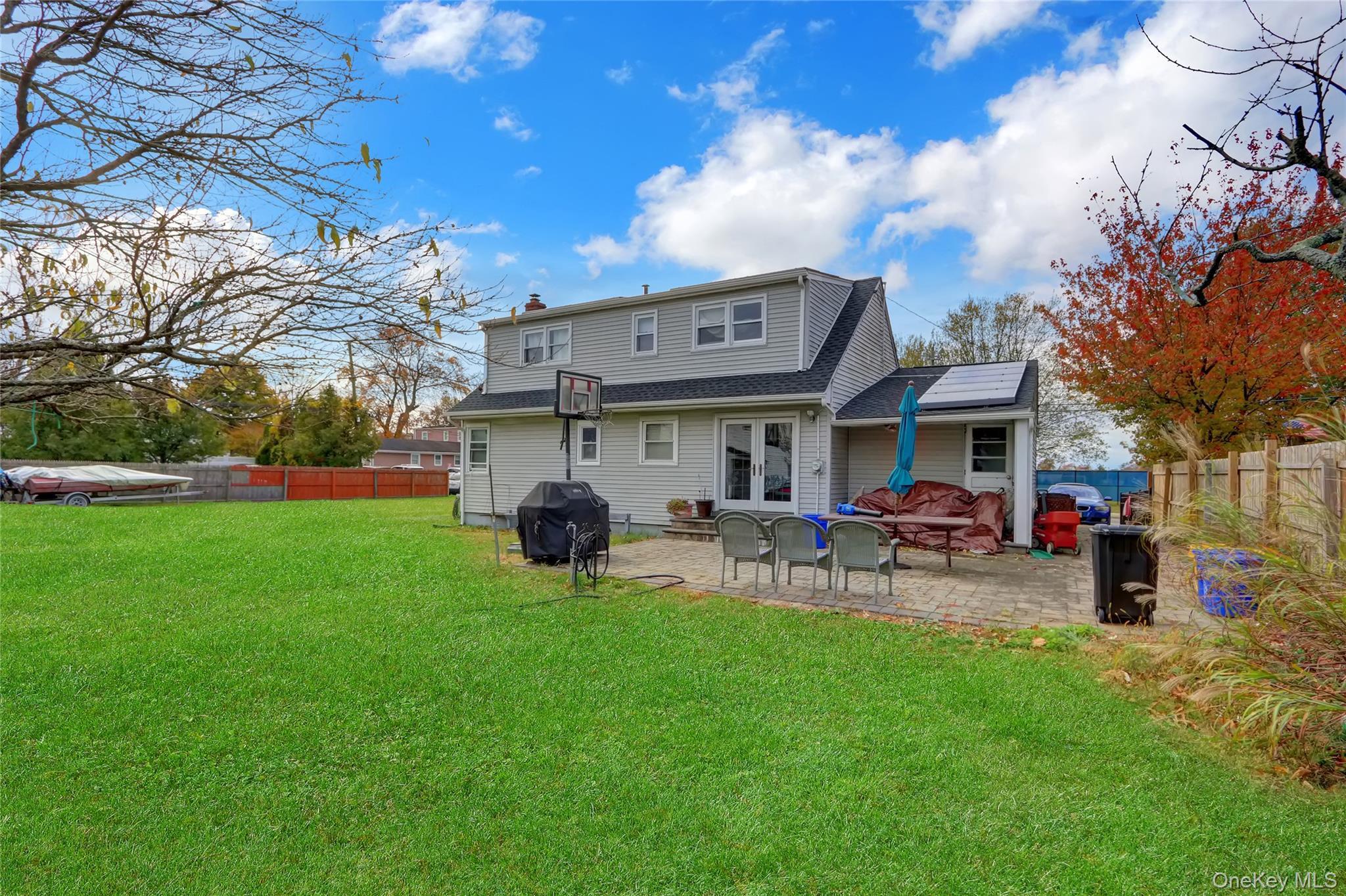 Single Family Deer Park  Suffolk County, NY 11703, MLS-932999-9