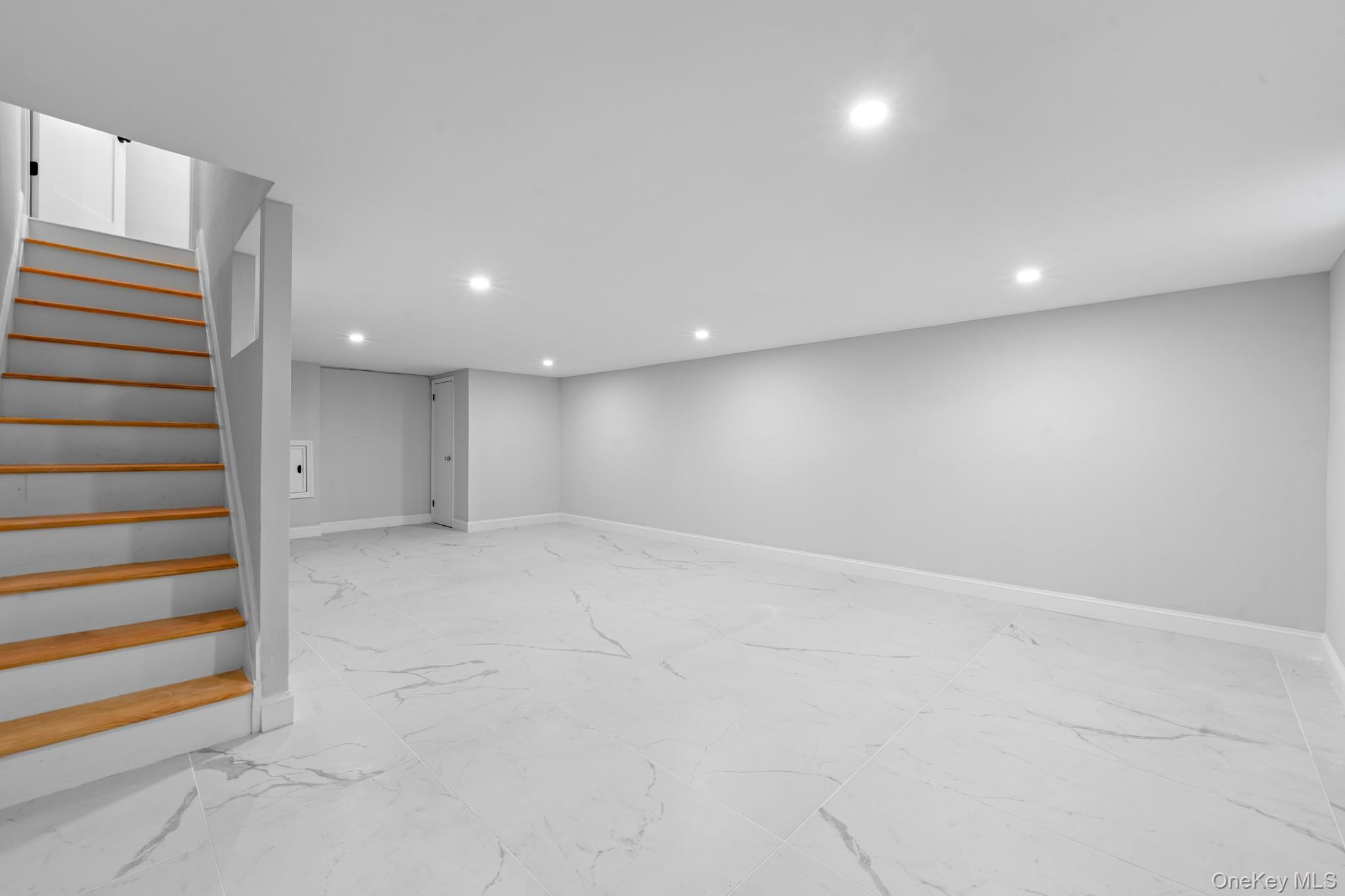 Single Family Van Siclen  Brooklyn, NY 11207, MLS-933001-12