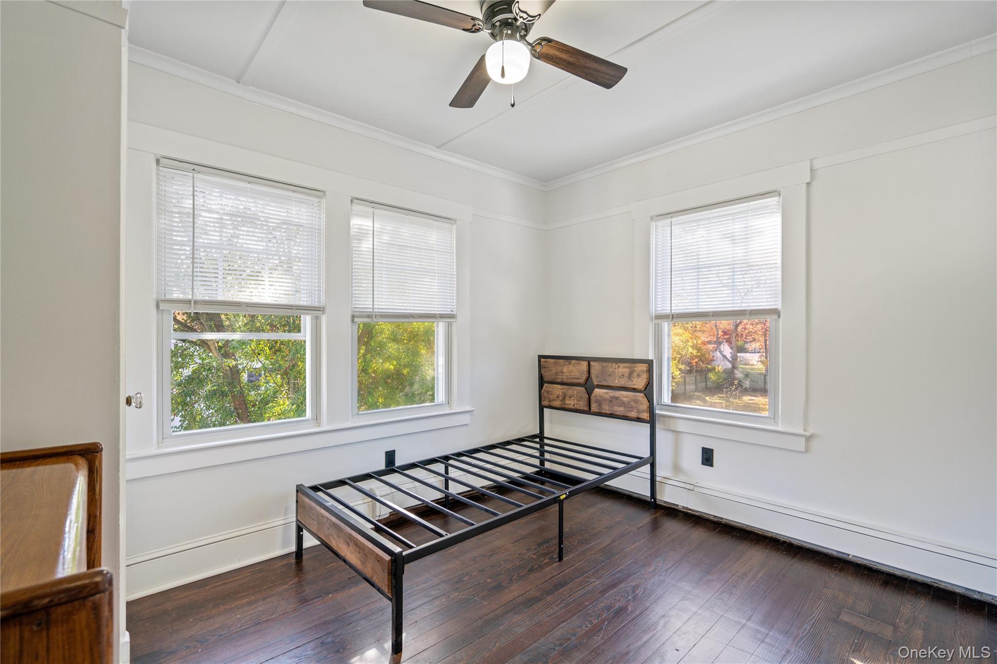 Single Family Vernon  Suffolk County, NY 11950, MLS-933003-22