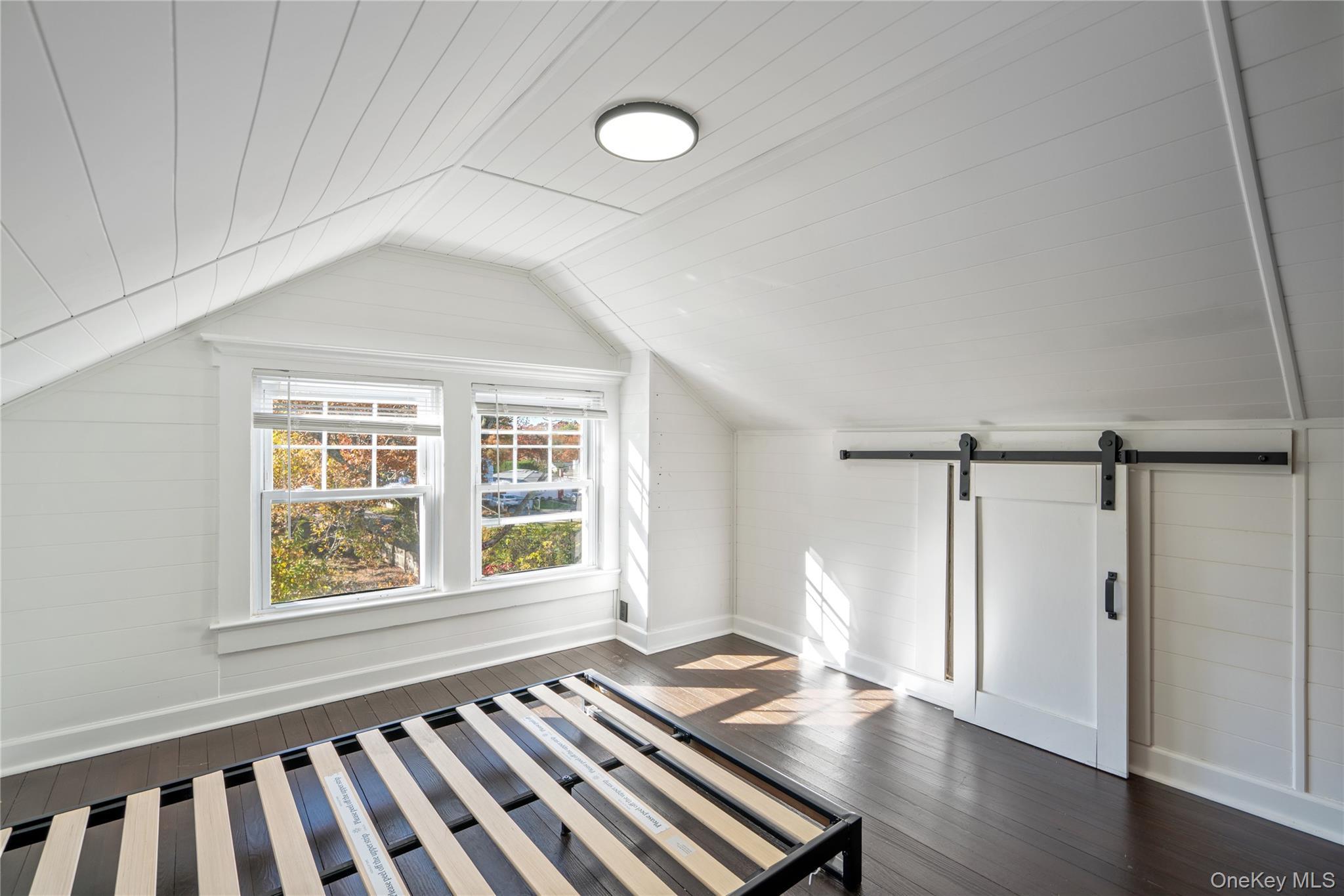 Single Family Vernon  Suffolk County, NY 11950, MLS-933003-25