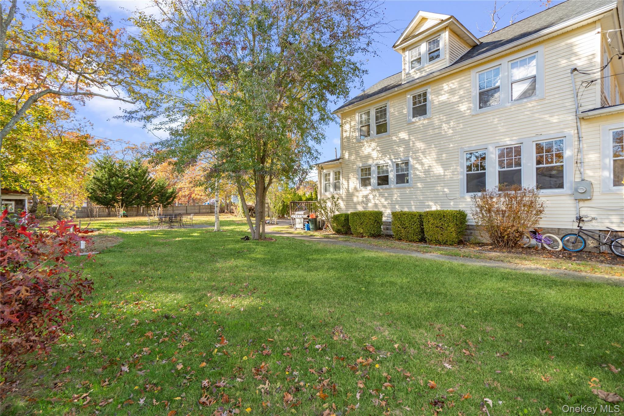 Single Family Vernon  Suffolk County, NY 11950, MLS-933003-28