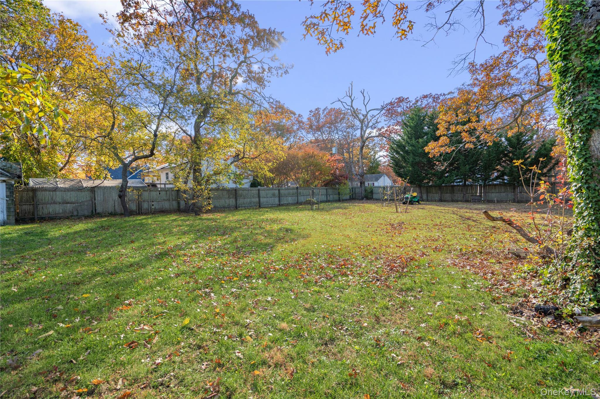 Single Family Vernon  Suffolk County, NY 11950, MLS-933003-34